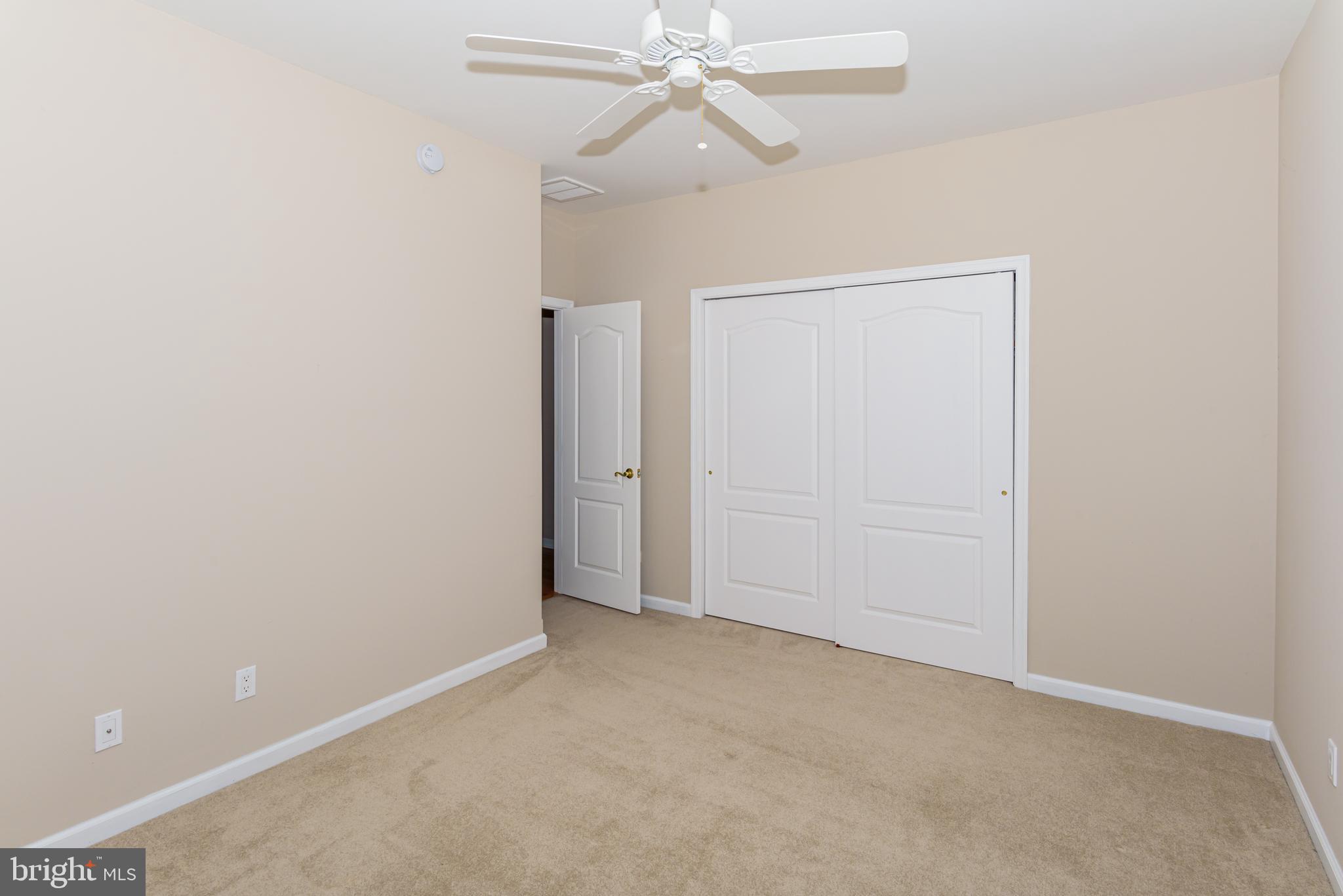 WHISPERING WOODS - Residential