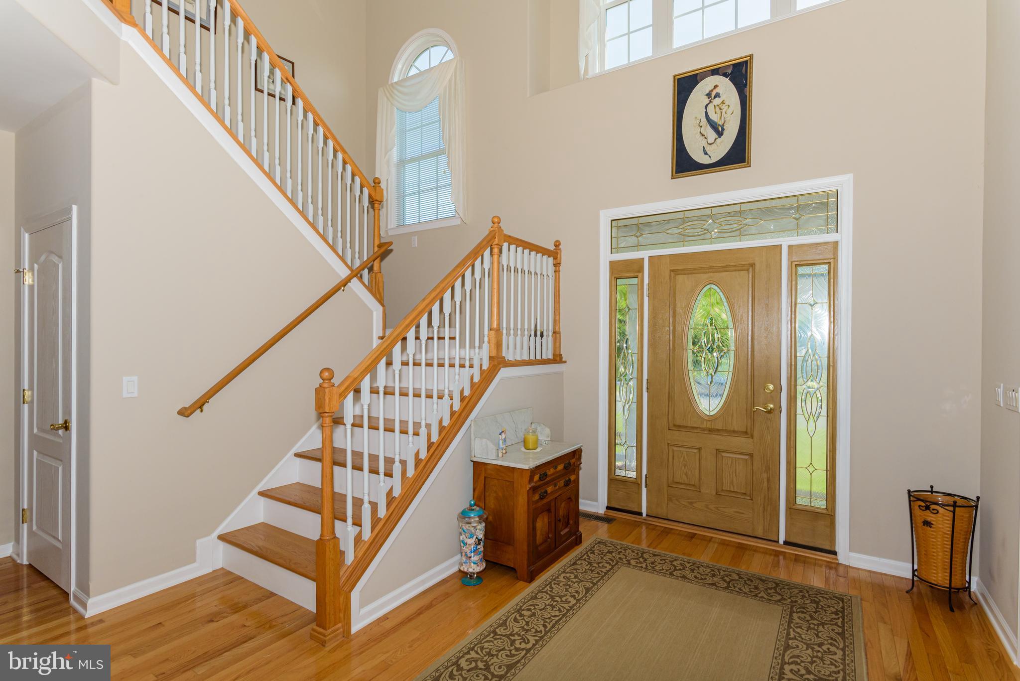 WHISPERING WOODS - Residential