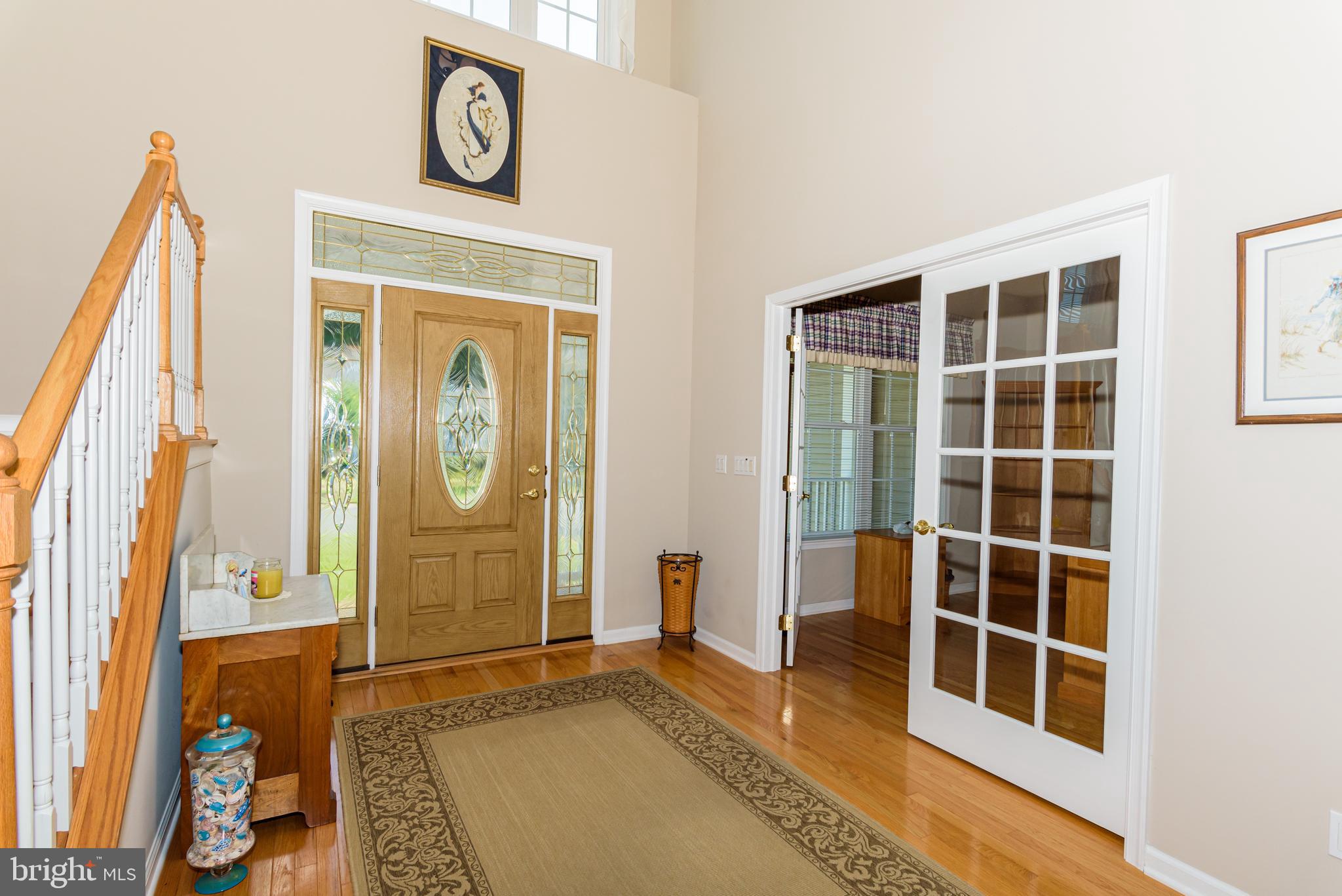 WHISPERING WOODS - Residential