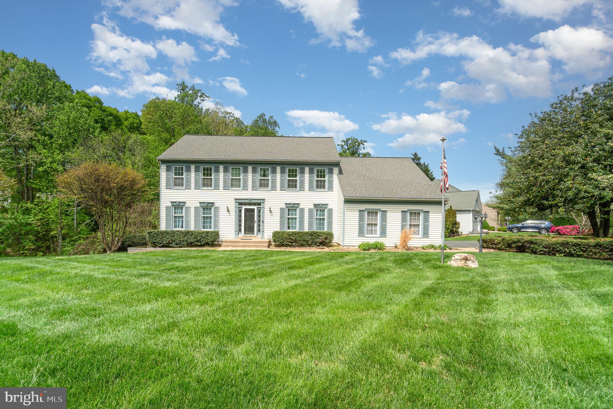 LONGWOOD ESTATES - Residential