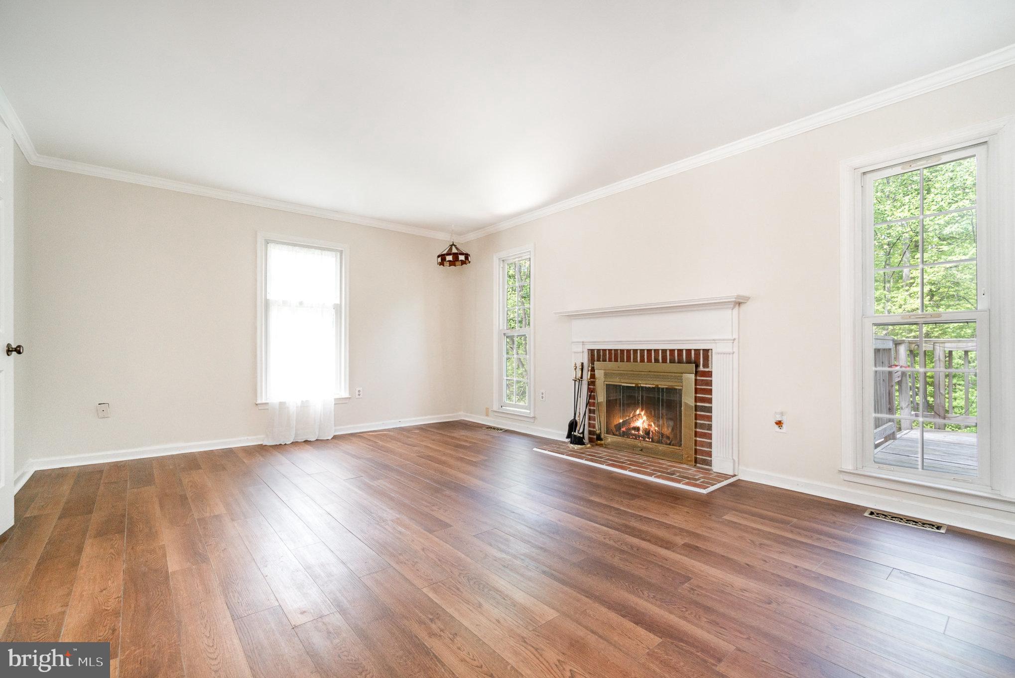 LONGWOOD ESTATES - Residential