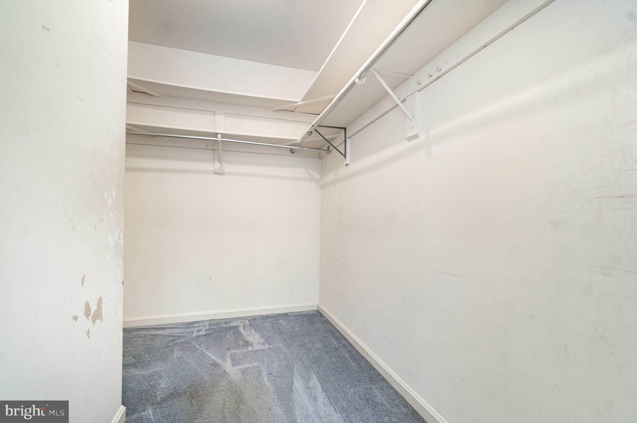 LONGWOOD ESTATES - Residential