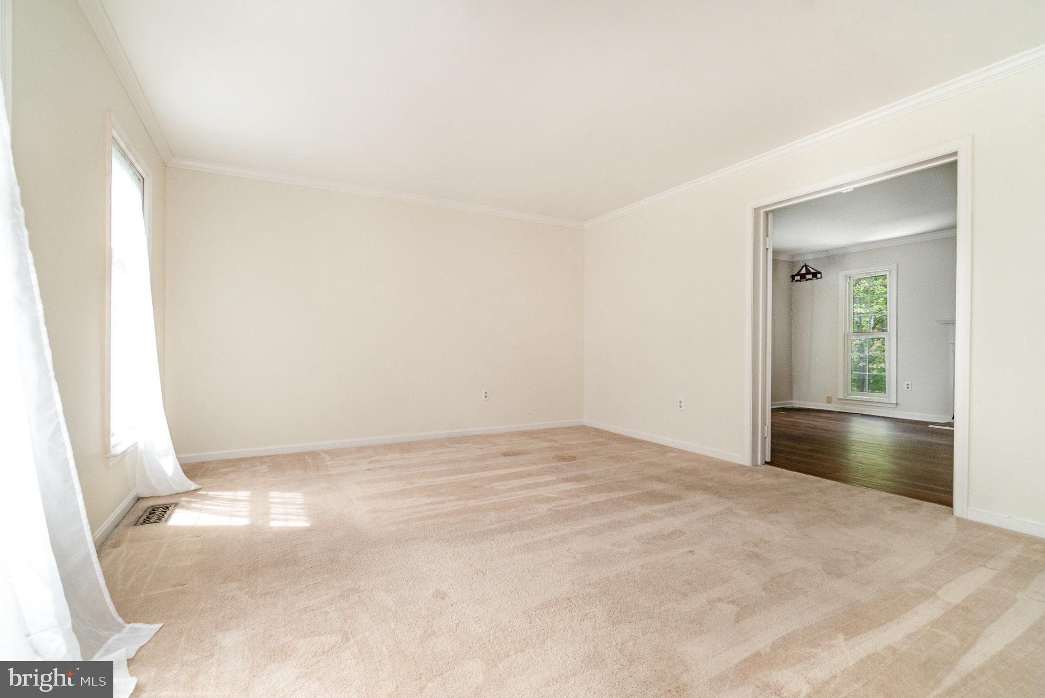 LONGWOOD ESTATES - Residential