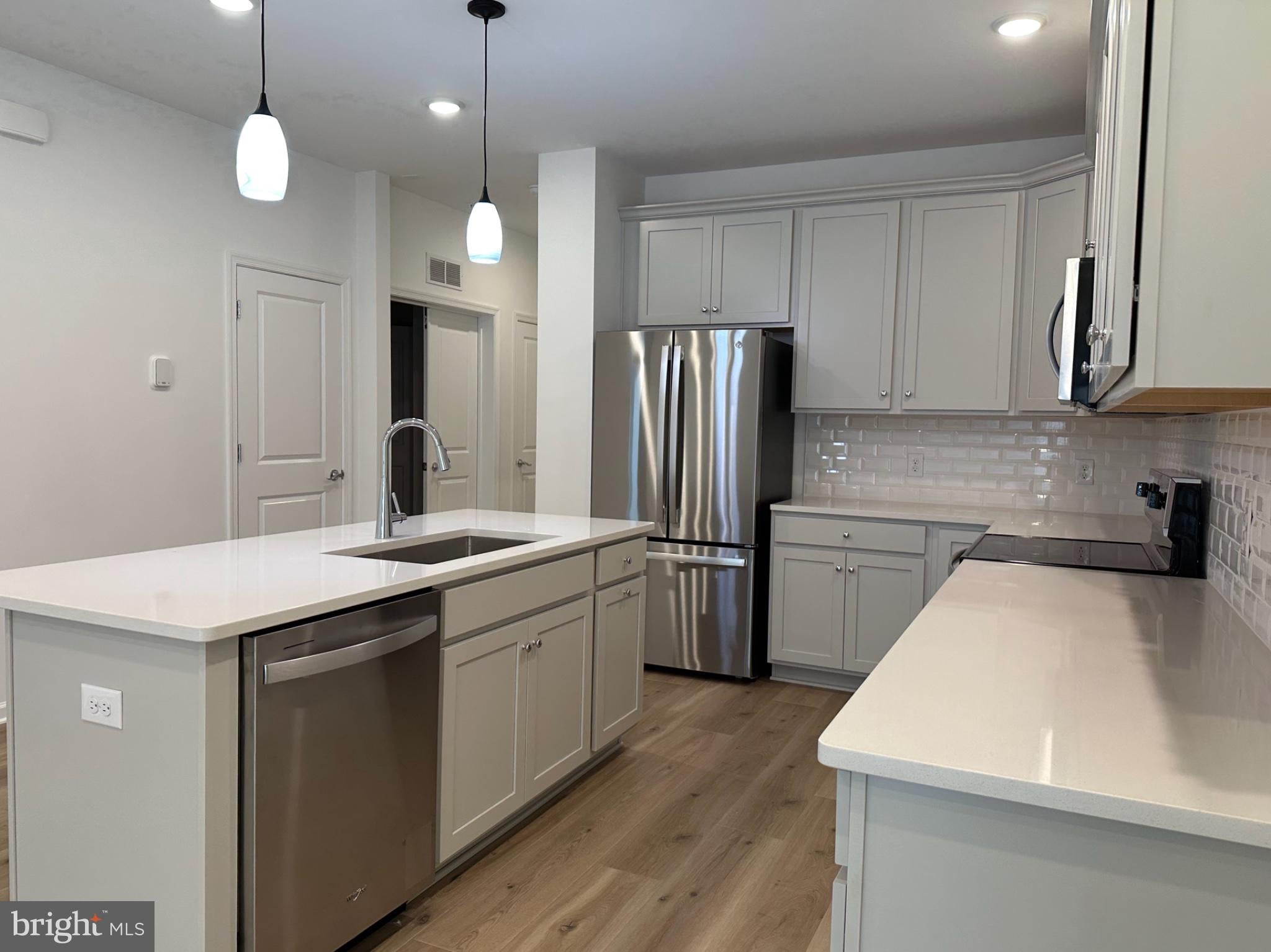 83 BETHLEHEM PIKE 1106