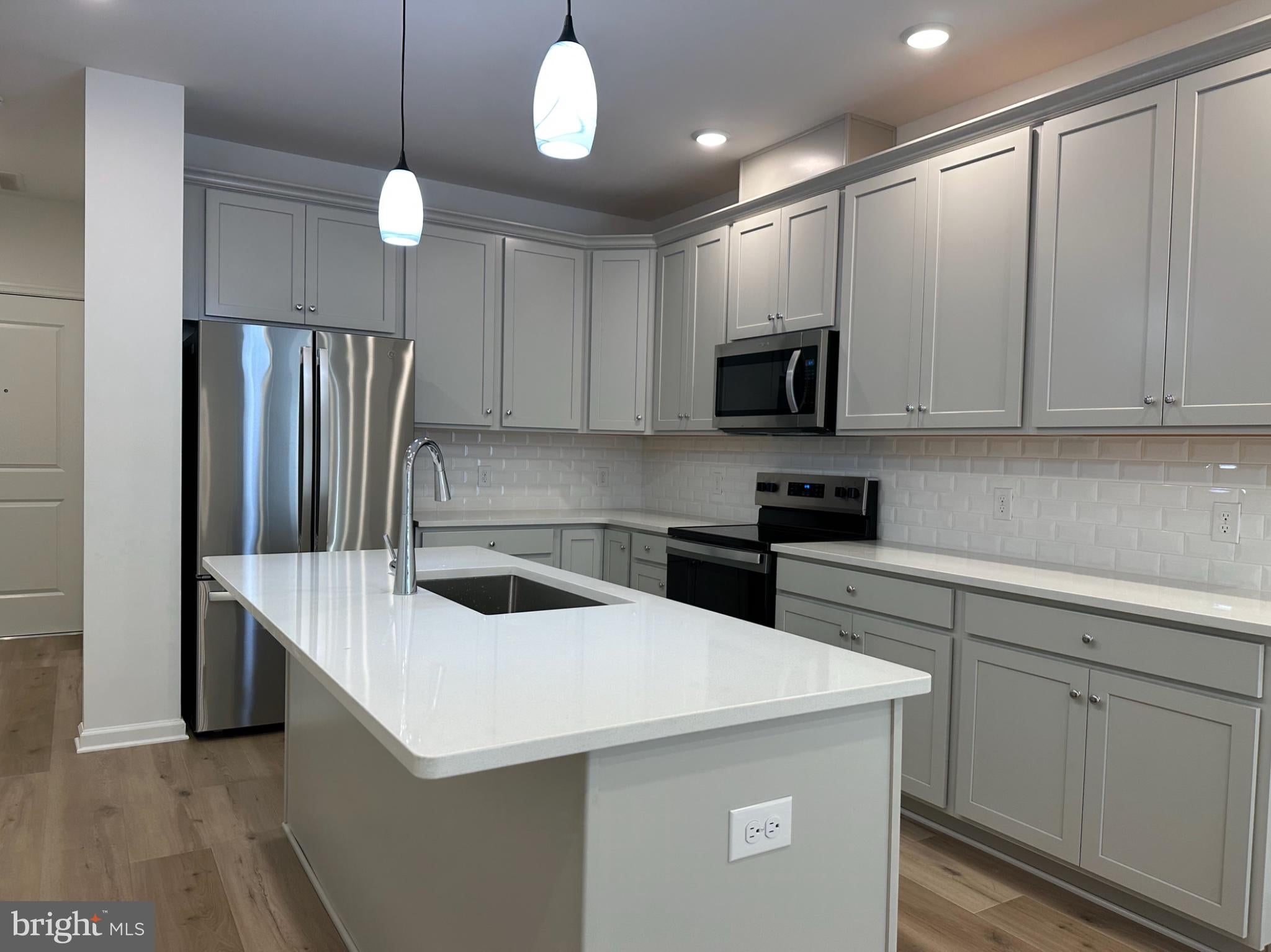 83 BETHLEHEM PIKE 1106