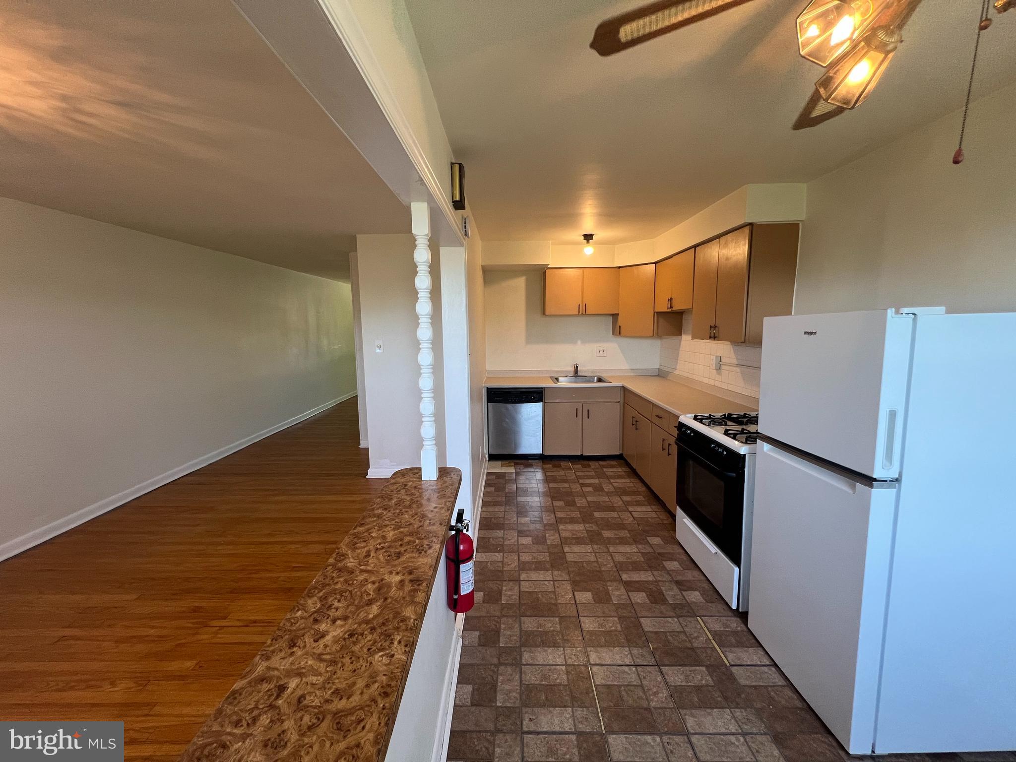 4004 GIDEON ROAD