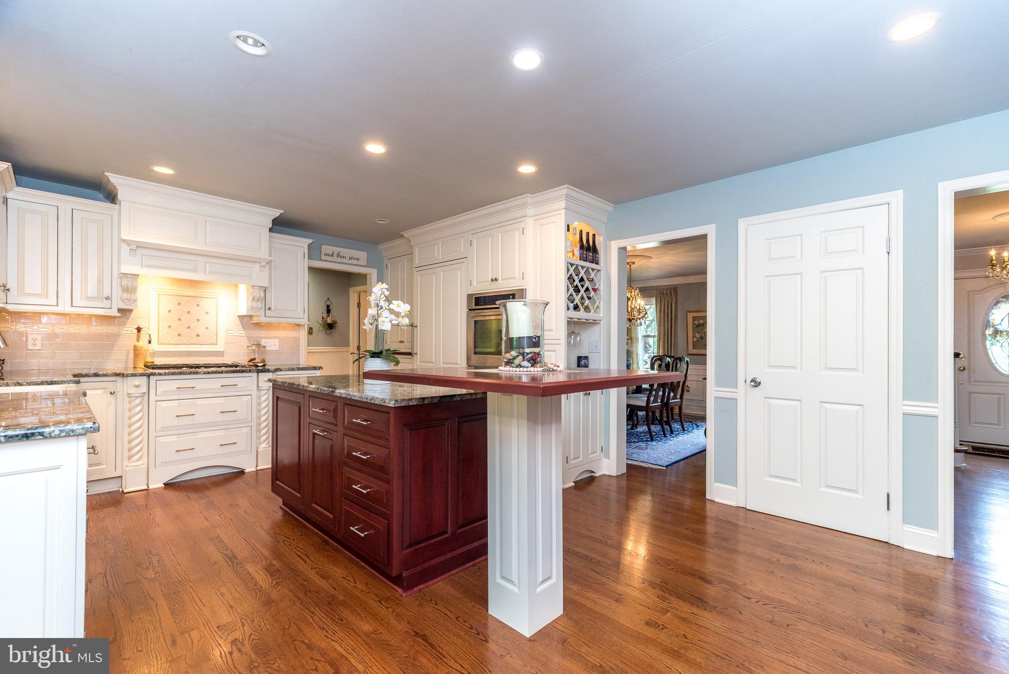 HUNT COUNTRY - Residential