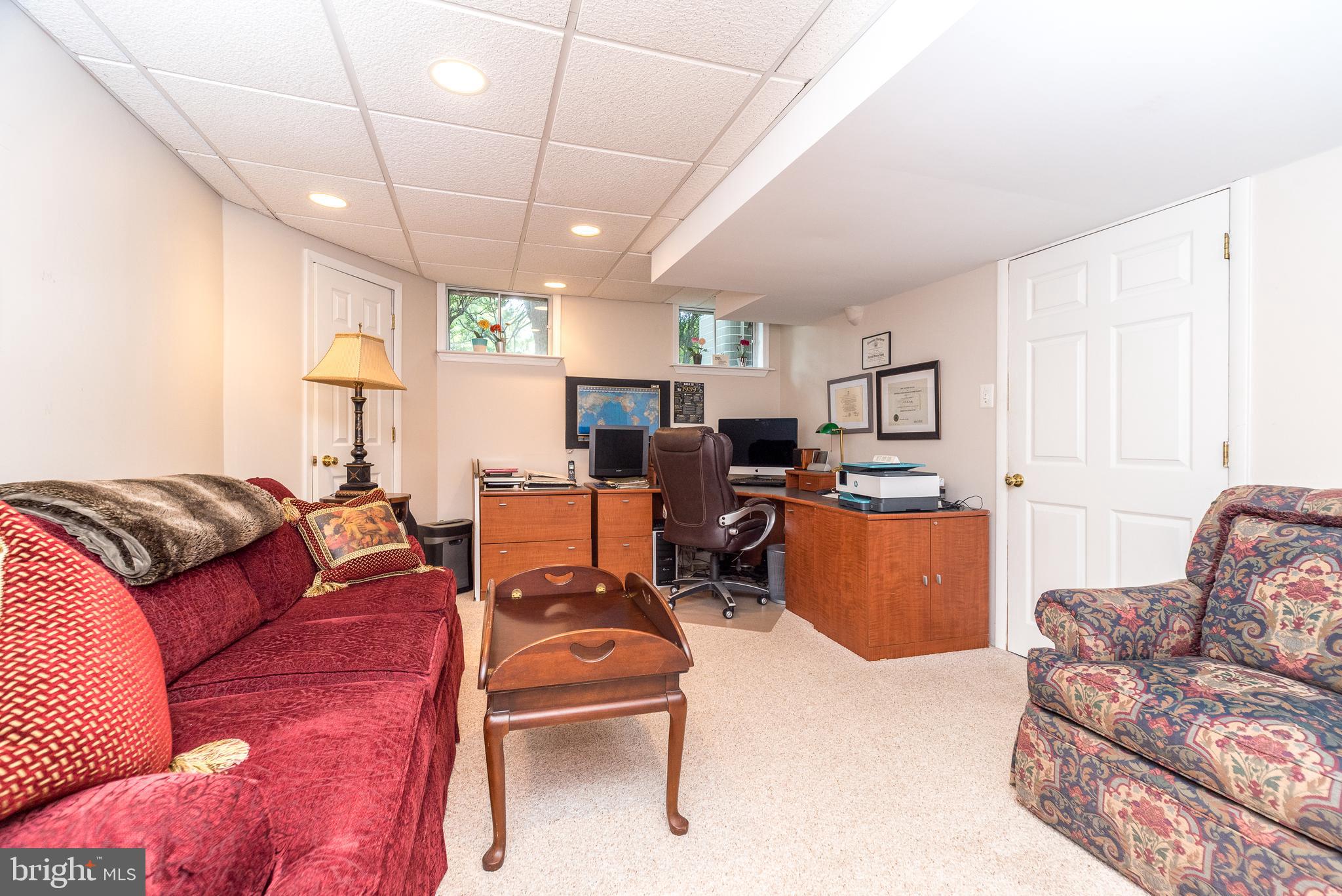 HUNT COUNTRY - Residential