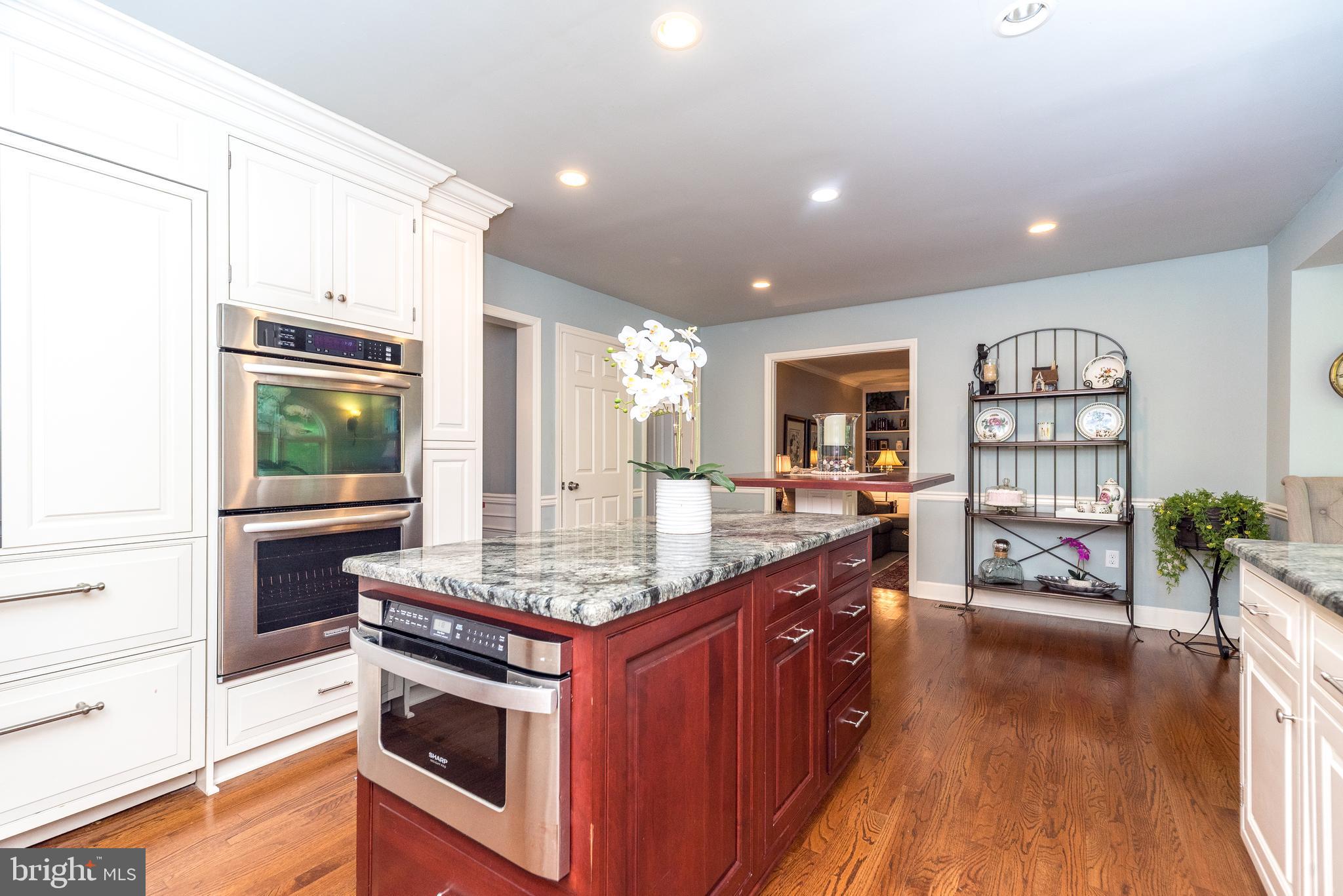 HUNT COUNTRY - Residential