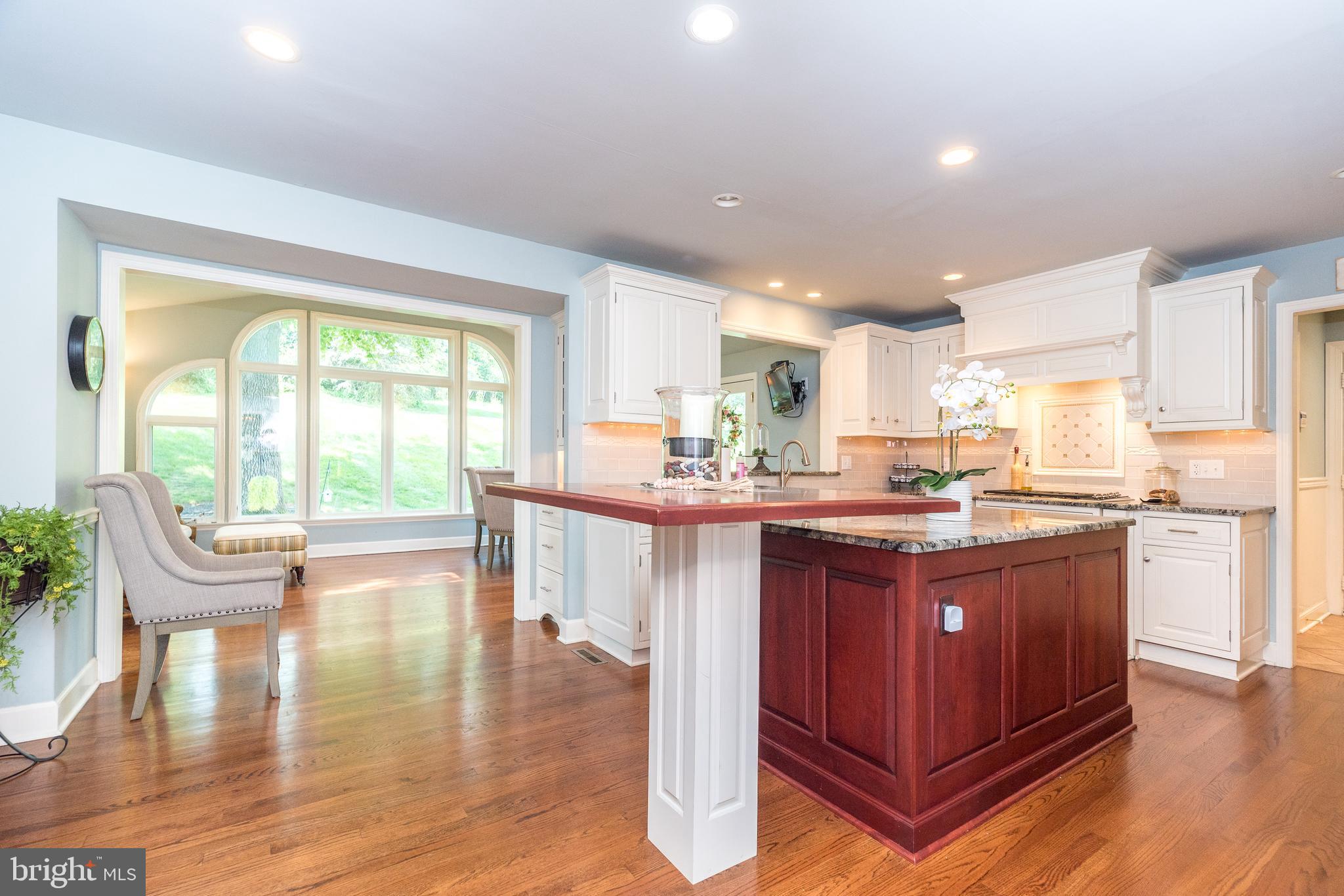 HUNT COUNTRY - Residential