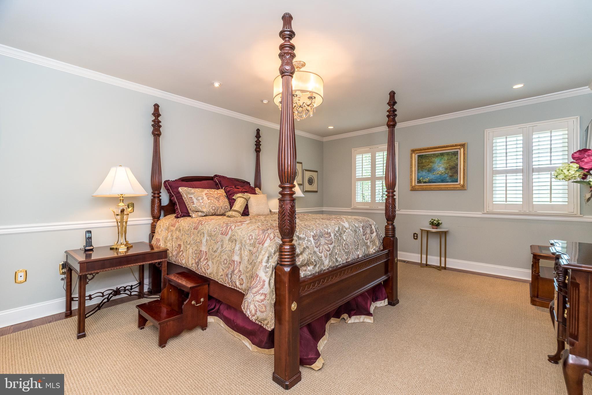 HUNT COUNTRY - Residential