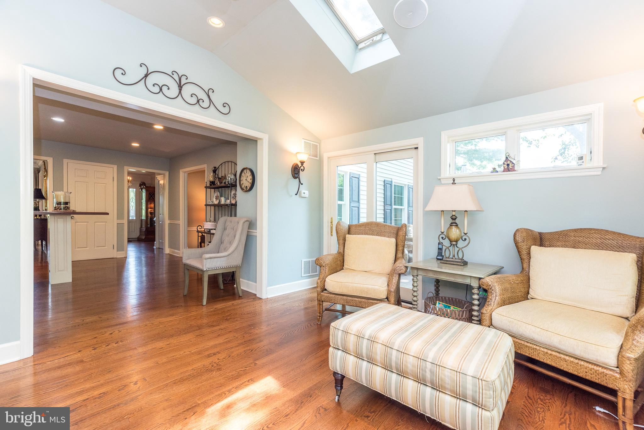 HUNT COUNTRY - Residential