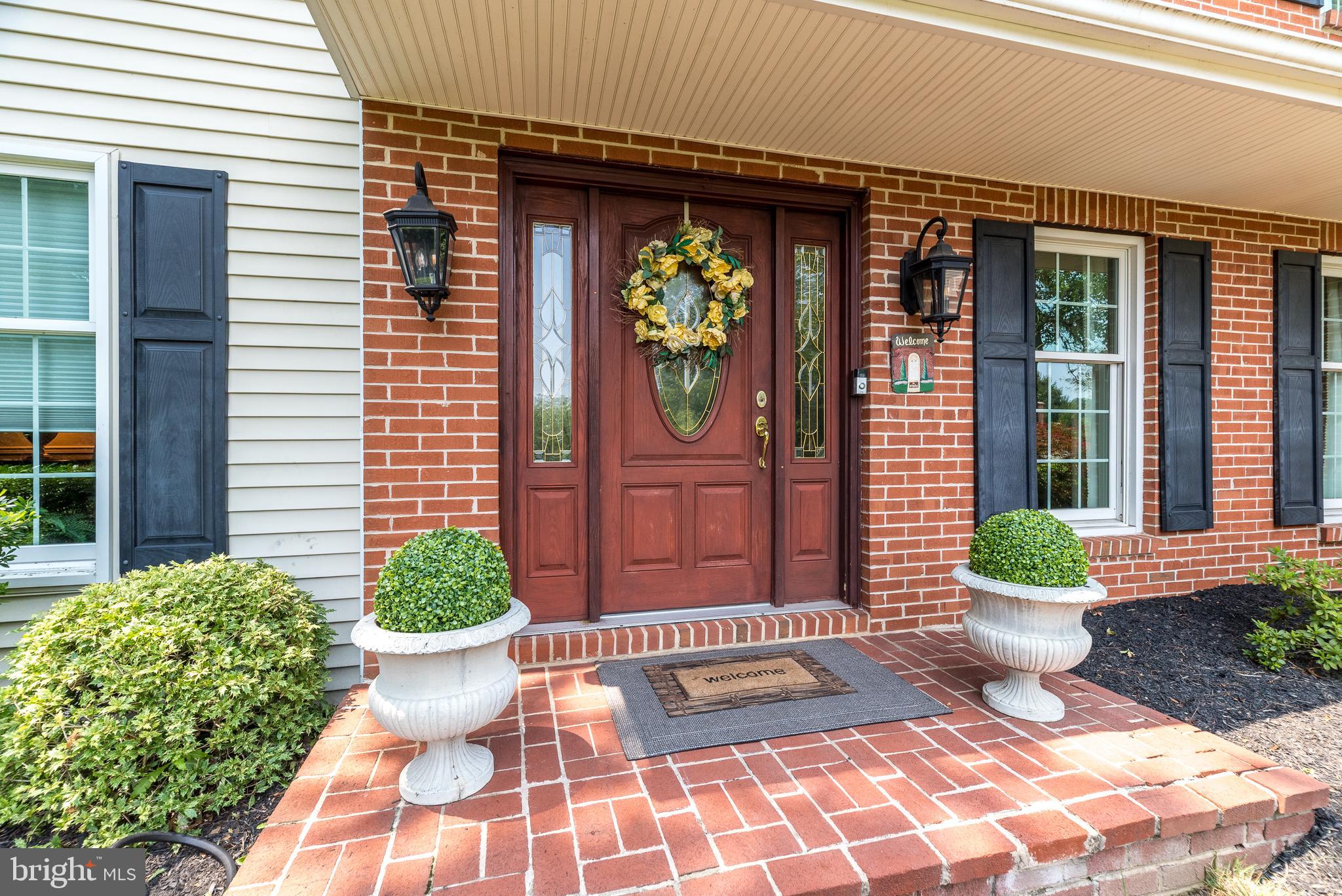 HUNT COUNTRY - Residential