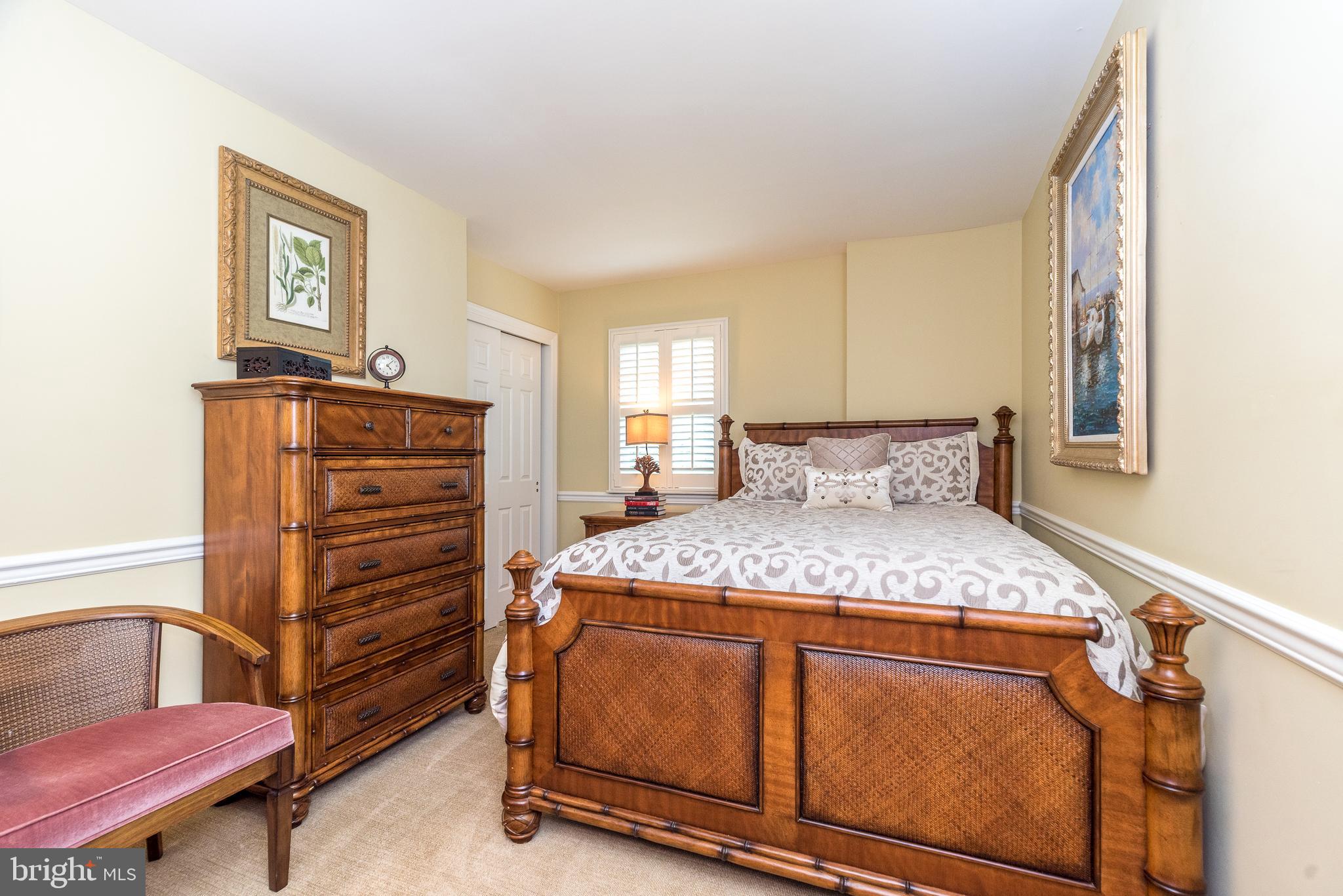 HUNT COUNTRY - Residential