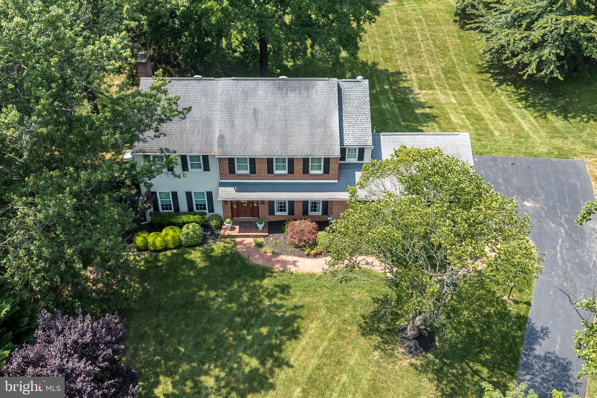 HUNT COUNTRY - Residential