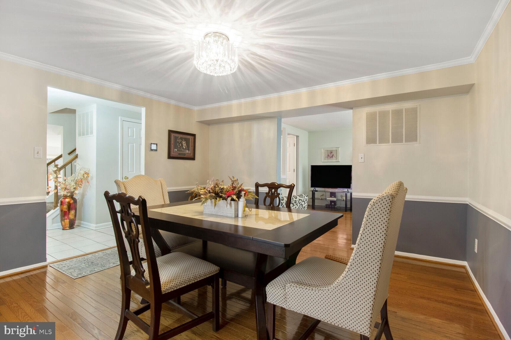 10383 LAUNCELOT LANE