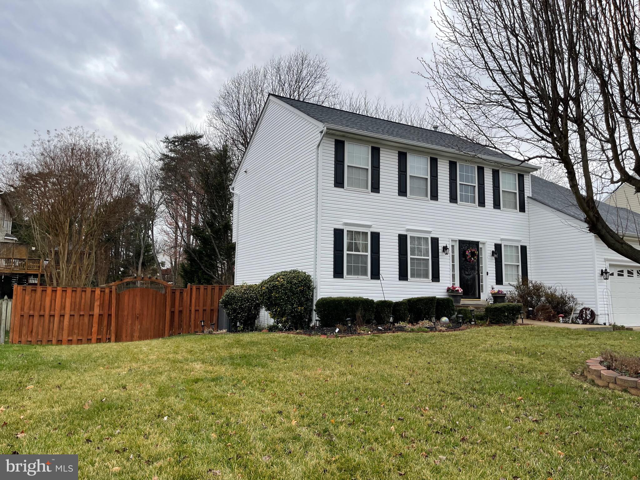 HAMPTON OAKS - Residential Lease