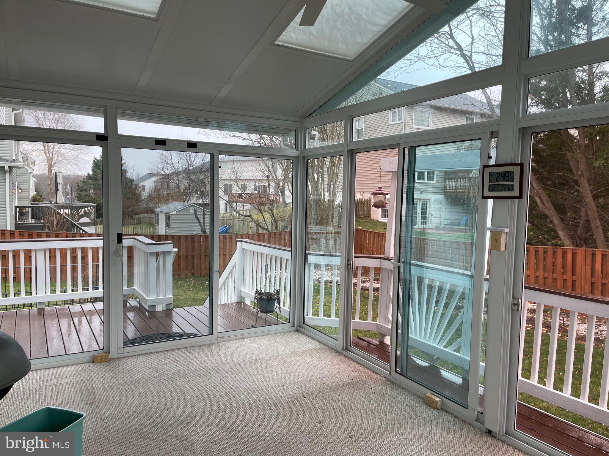 HAMPTON OAKS - Residential Lease