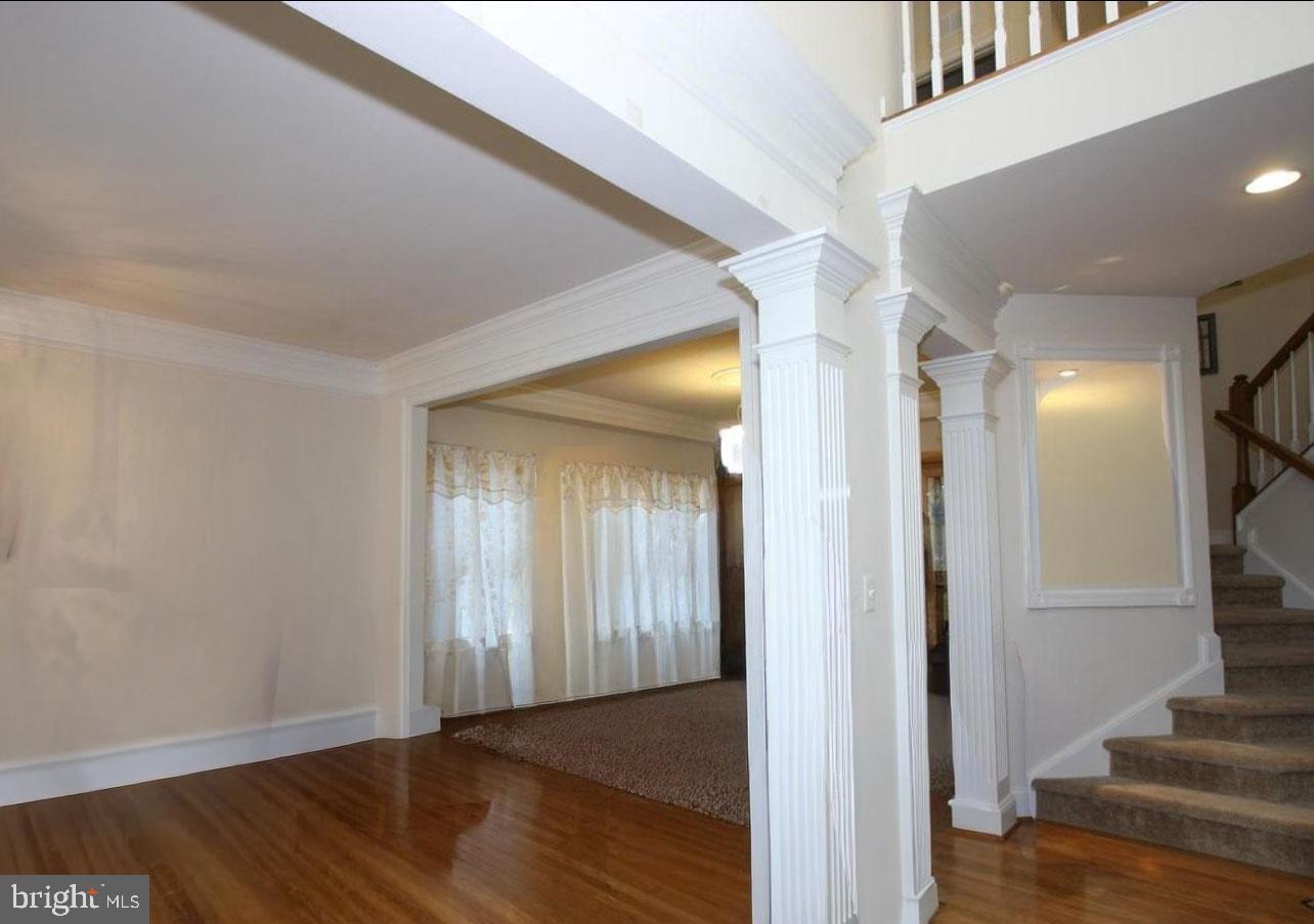 DEEP CREEK VILLAGE - Residential