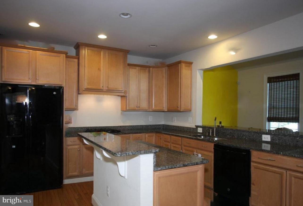 DEEP CREEK VILLAGE - Residential