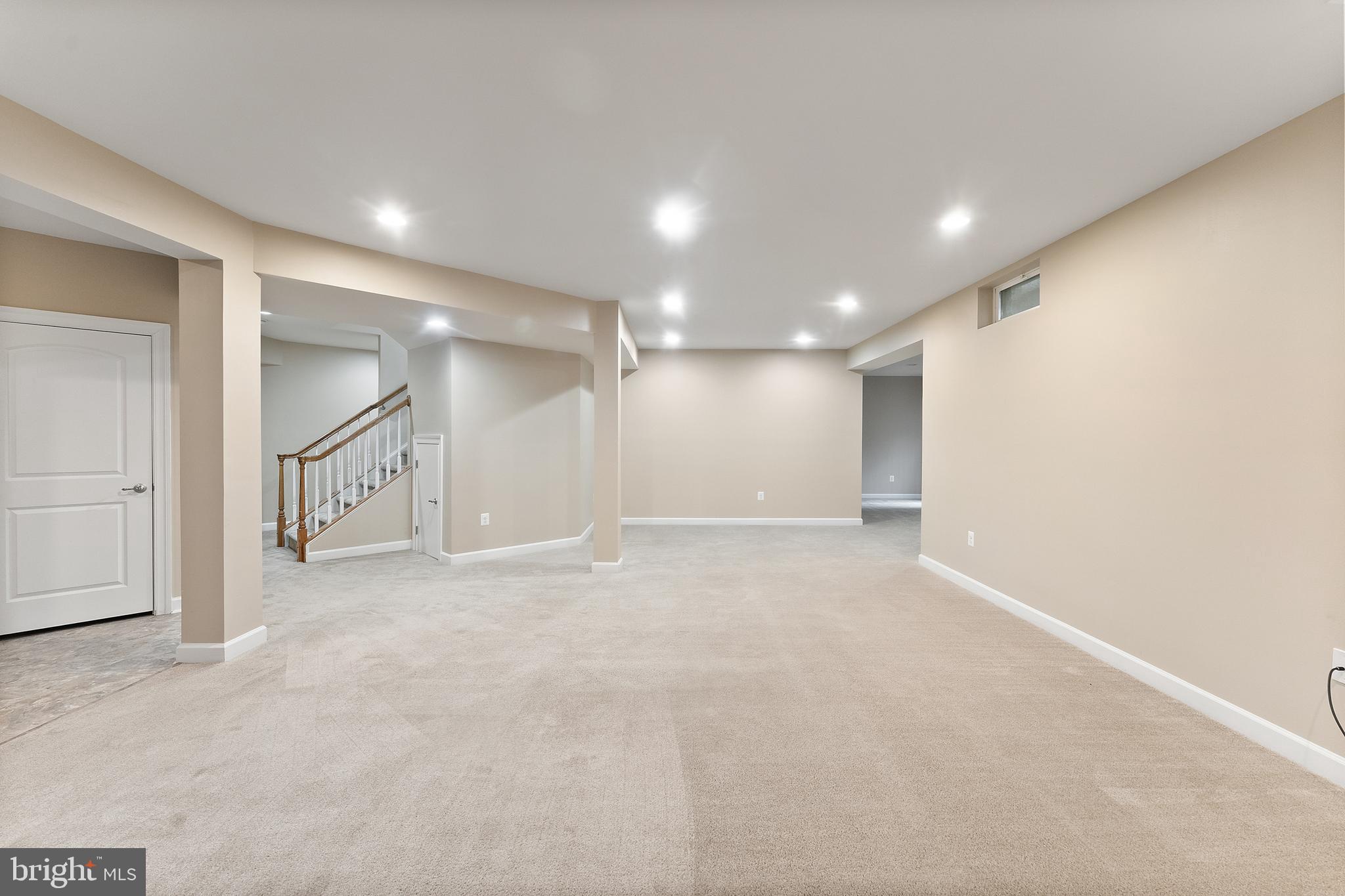 DEEP CREEK VILLAGE - Residential