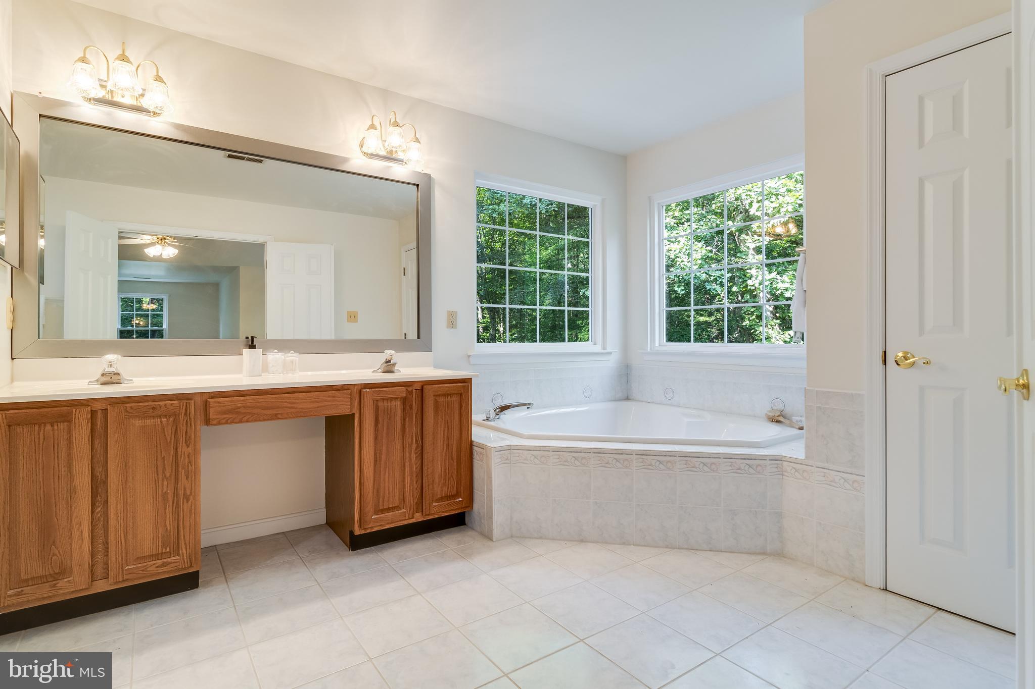 LOCUST GROVE ESTATES - Residential