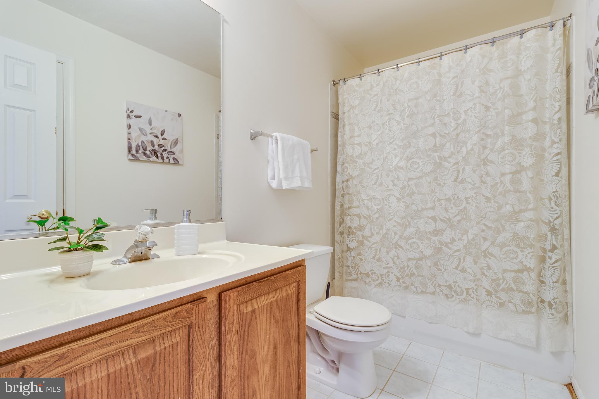 LOCUST GROVE ESTATES - Residential