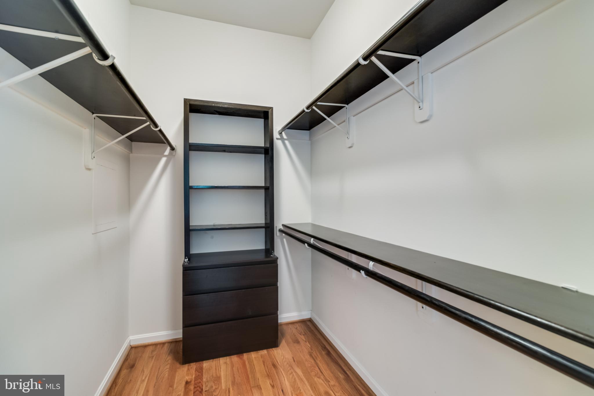 LOCUST GROVE ESTATES - Residential