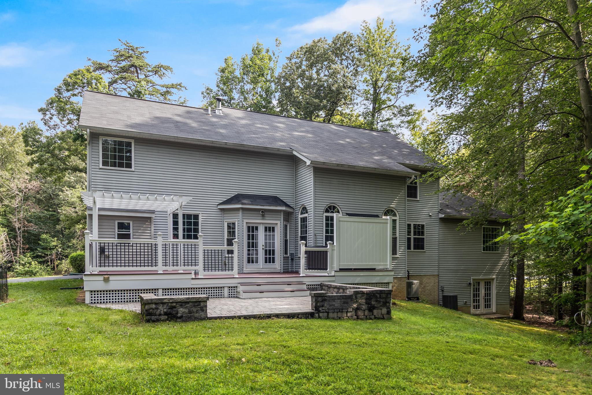 LOCUST GROVE ESTATES - Residential