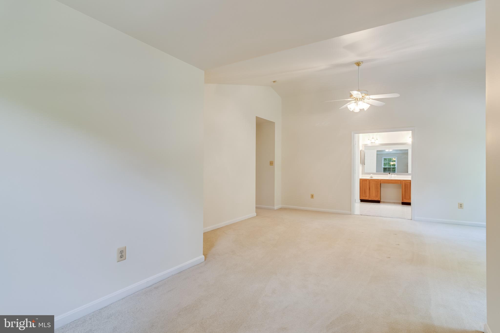 LOCUST GROVE ESTATES - Residential