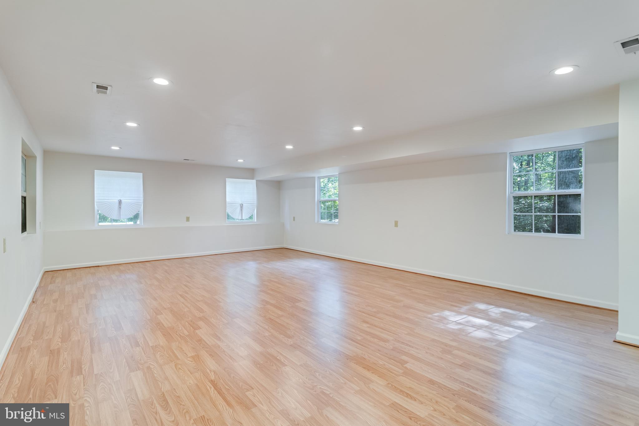 LOCUST GROVE ESTATES - Residential