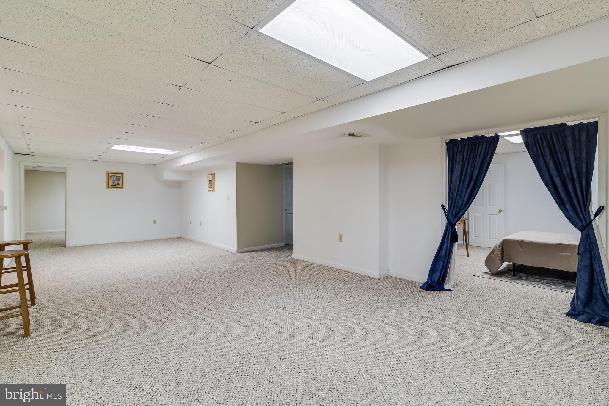 LOCUST GROVE ESTATES - Residential