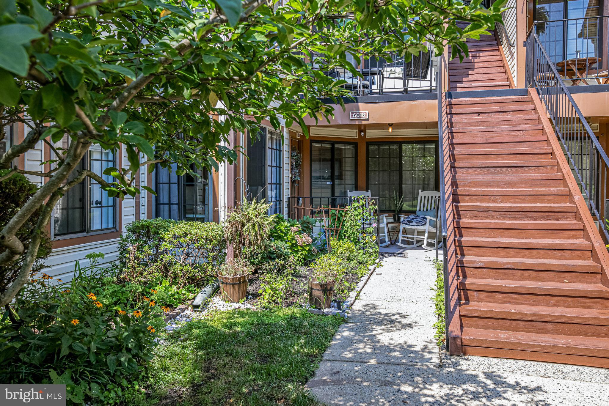 TIERS OF MANCHESTER LAKES - Residential