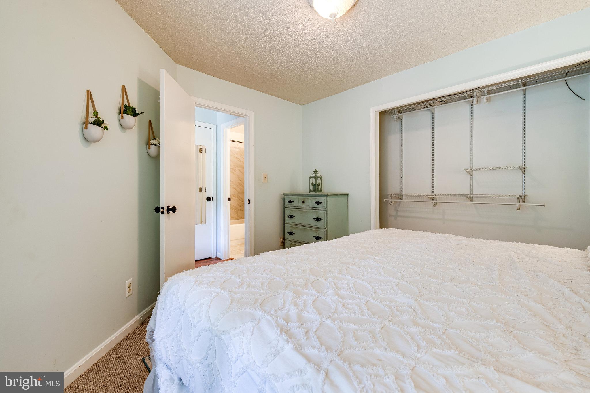 TIERS OF MANCHESTER LAKES - Residential