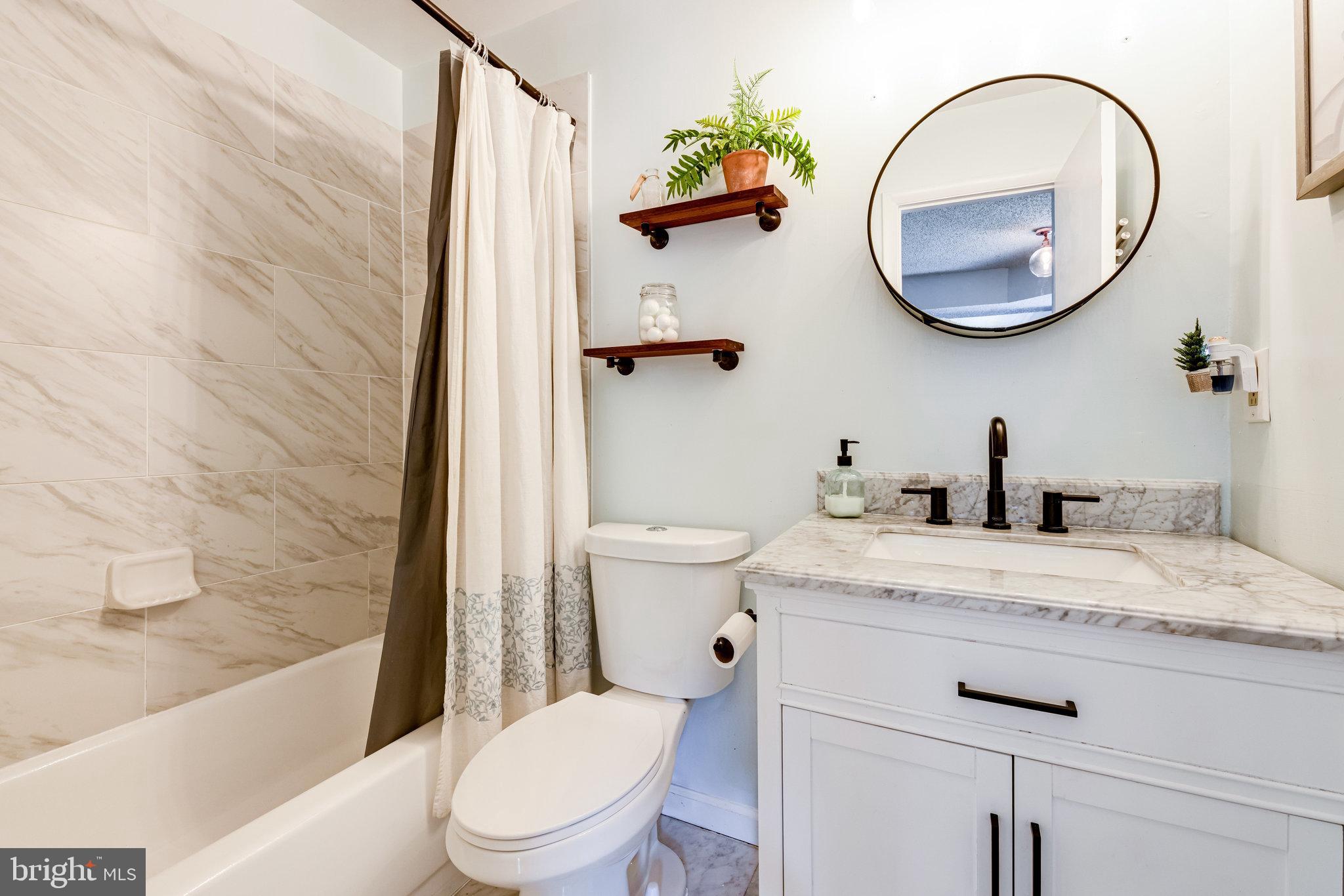 TIERS OF MANCHESTER LAKES - Residential