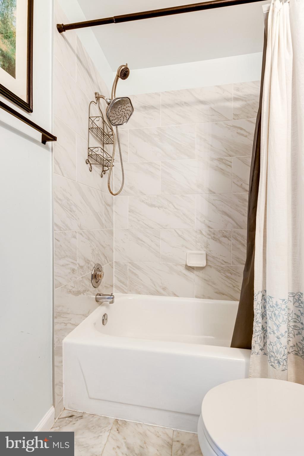 TIERS OF MANCHESTER LAKES - Residential