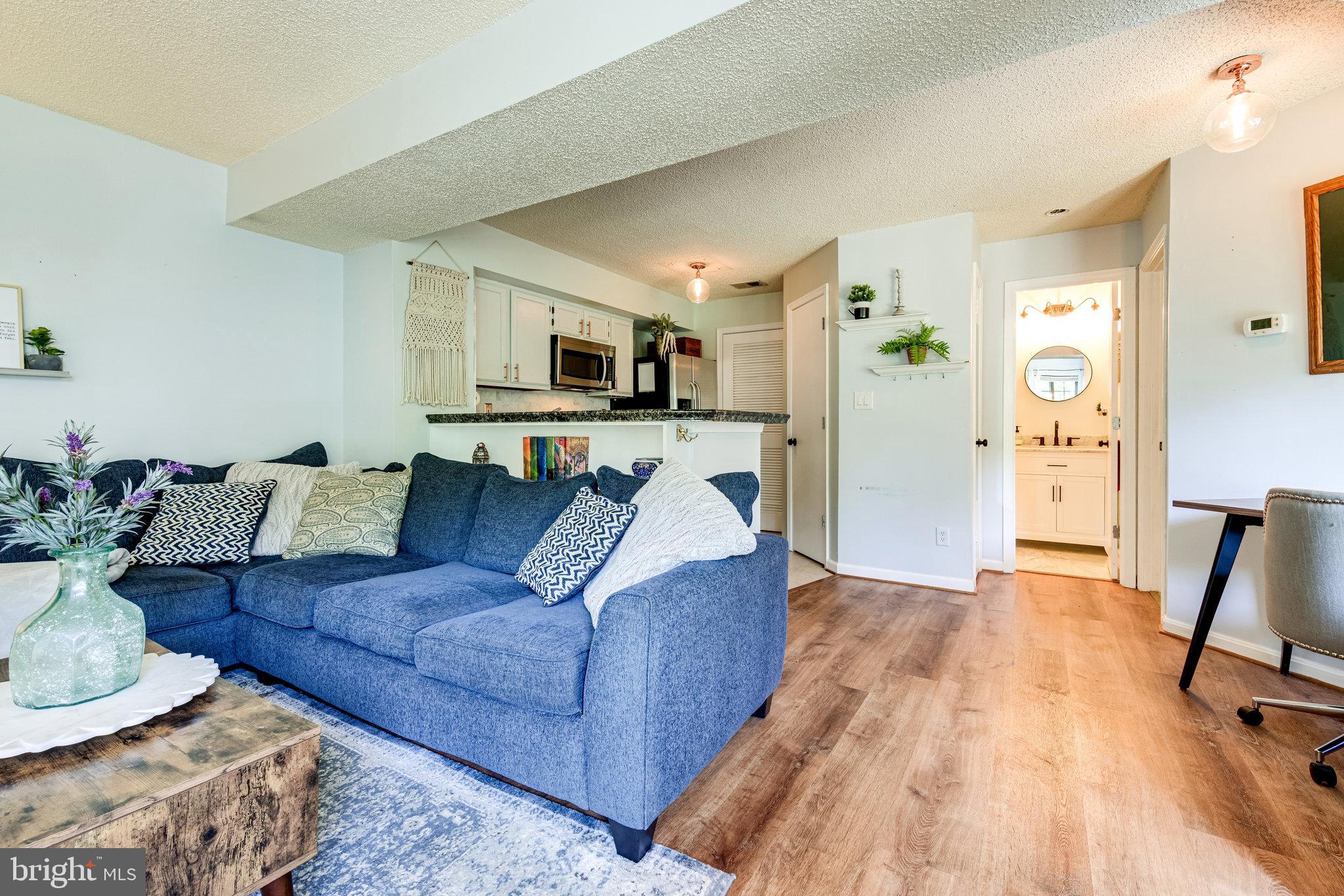 TIERS OF MANCHESTER LAKES - Residential