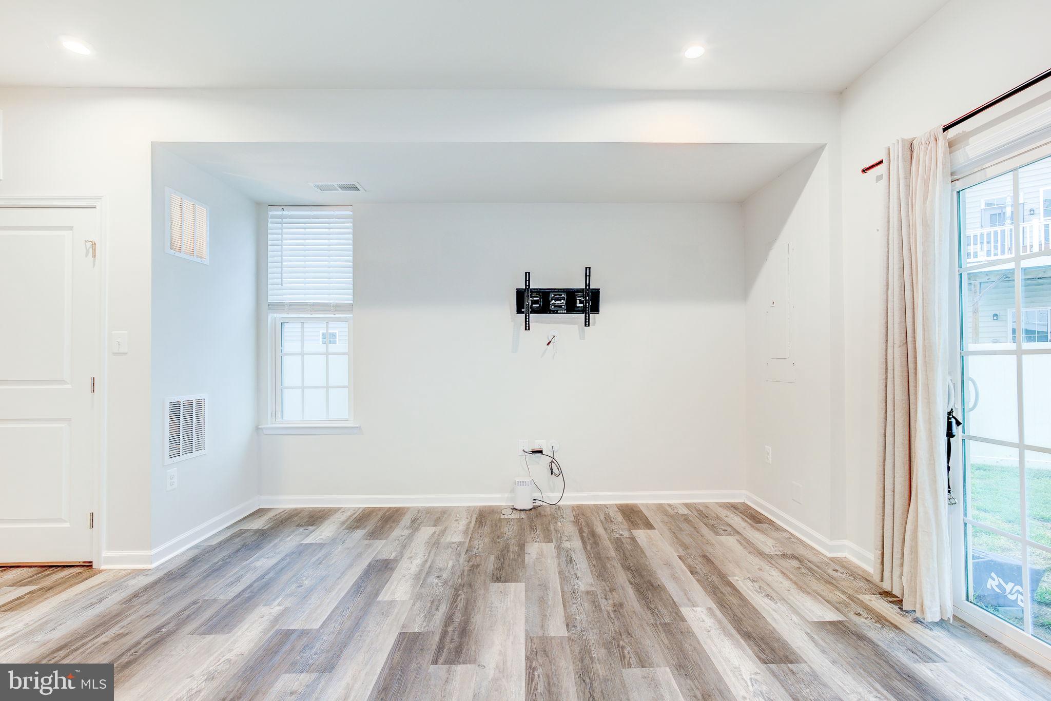 RAPPAHANNOCK LANDING - Residential