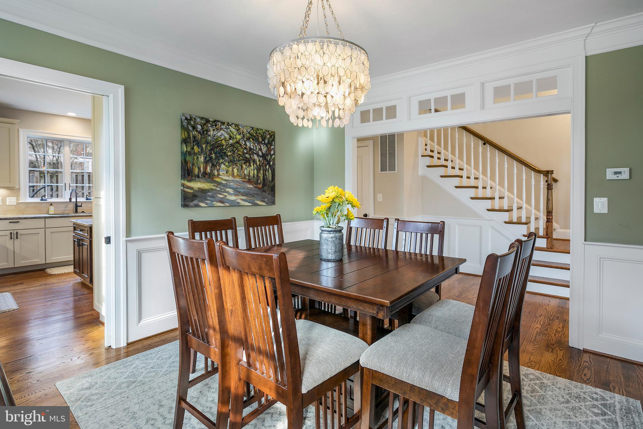 COUNTRY CLUB MANOR - Residential