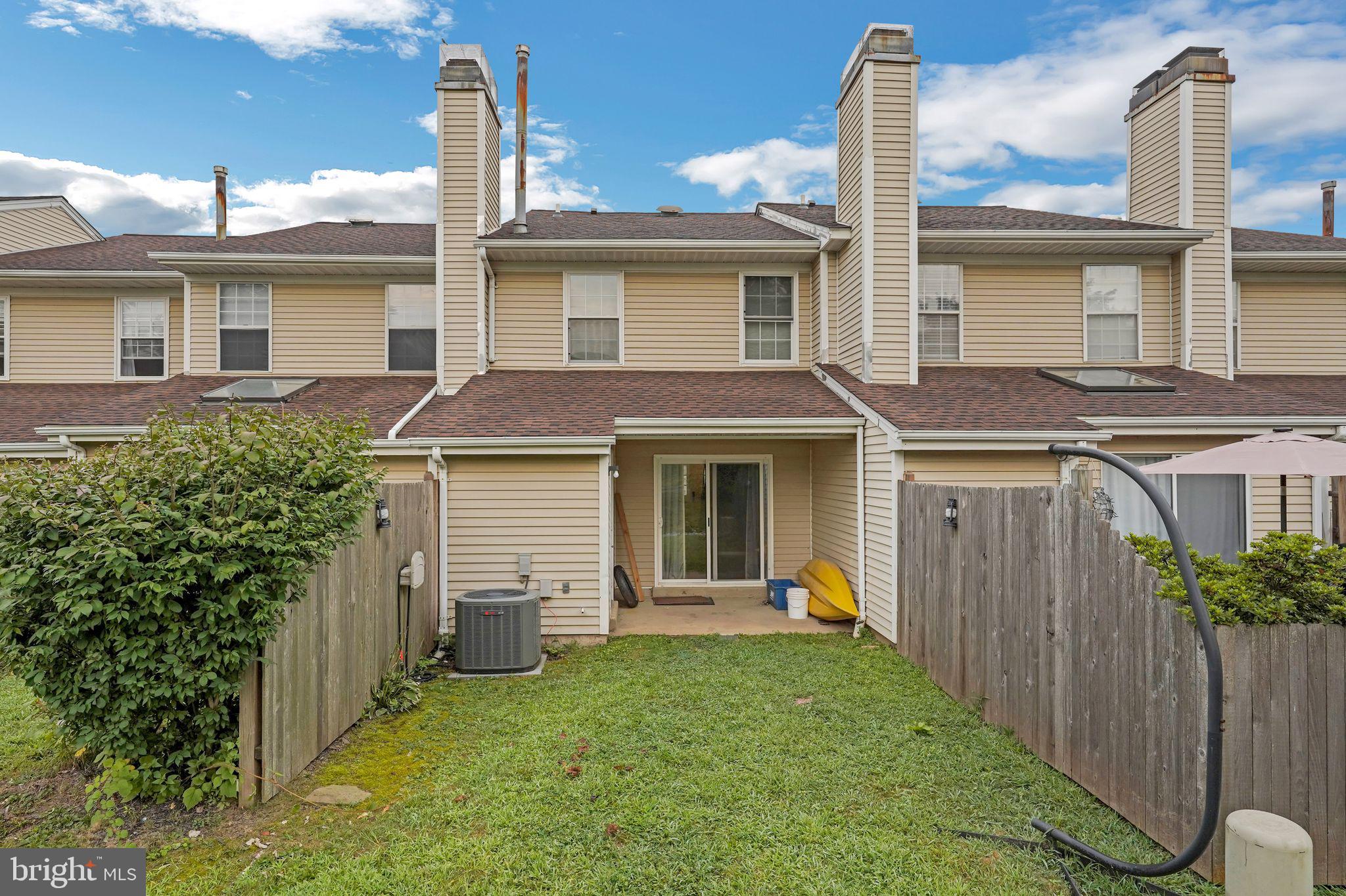 LIBERTY SQUARE - Residential