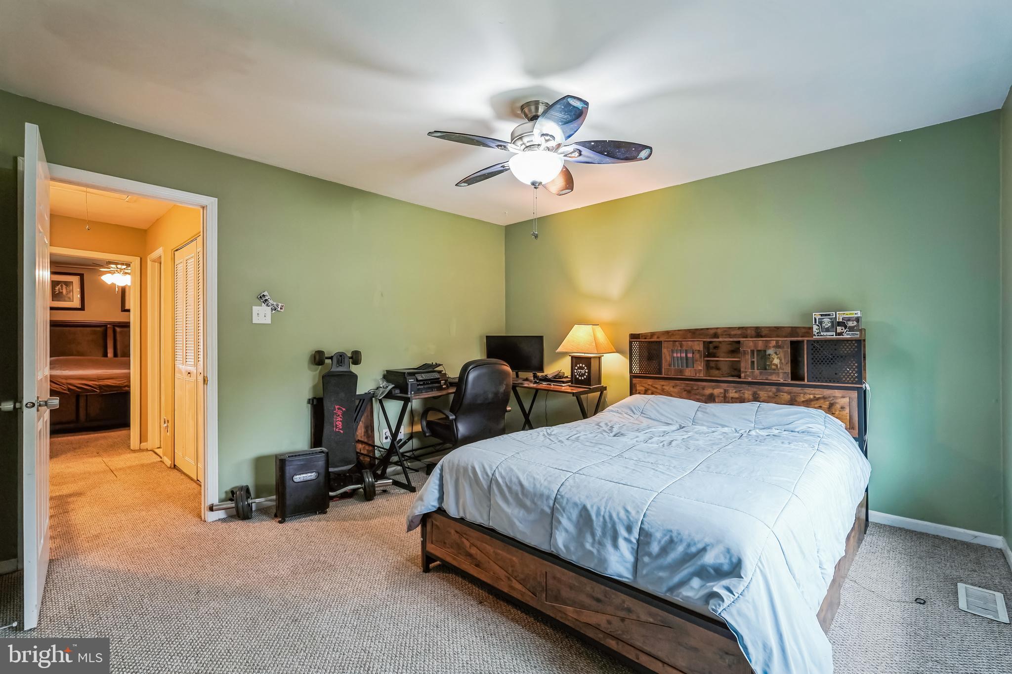 LIBERTY SQUARE - Residential