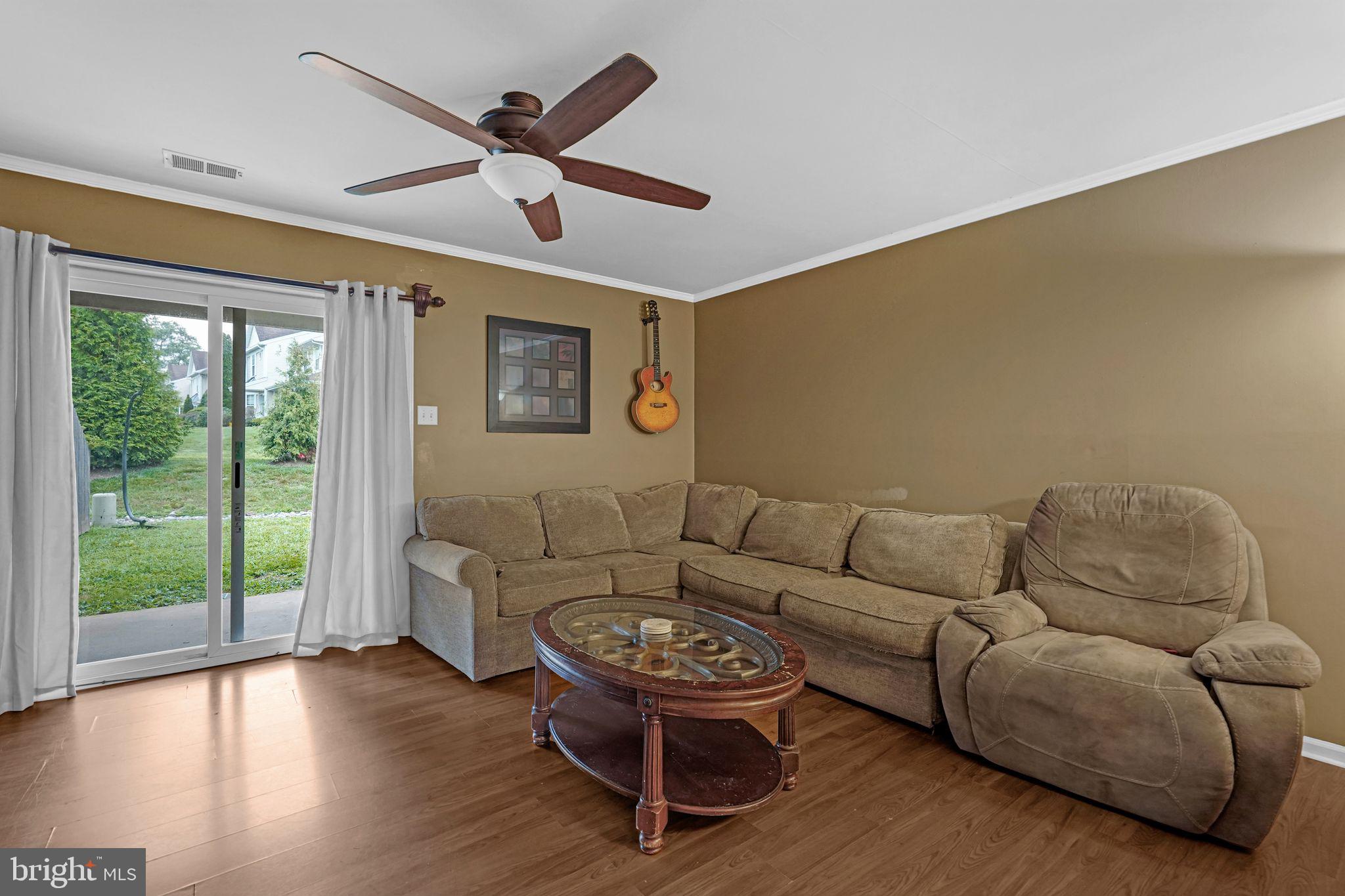 LIBERTY SQUARE - Residential