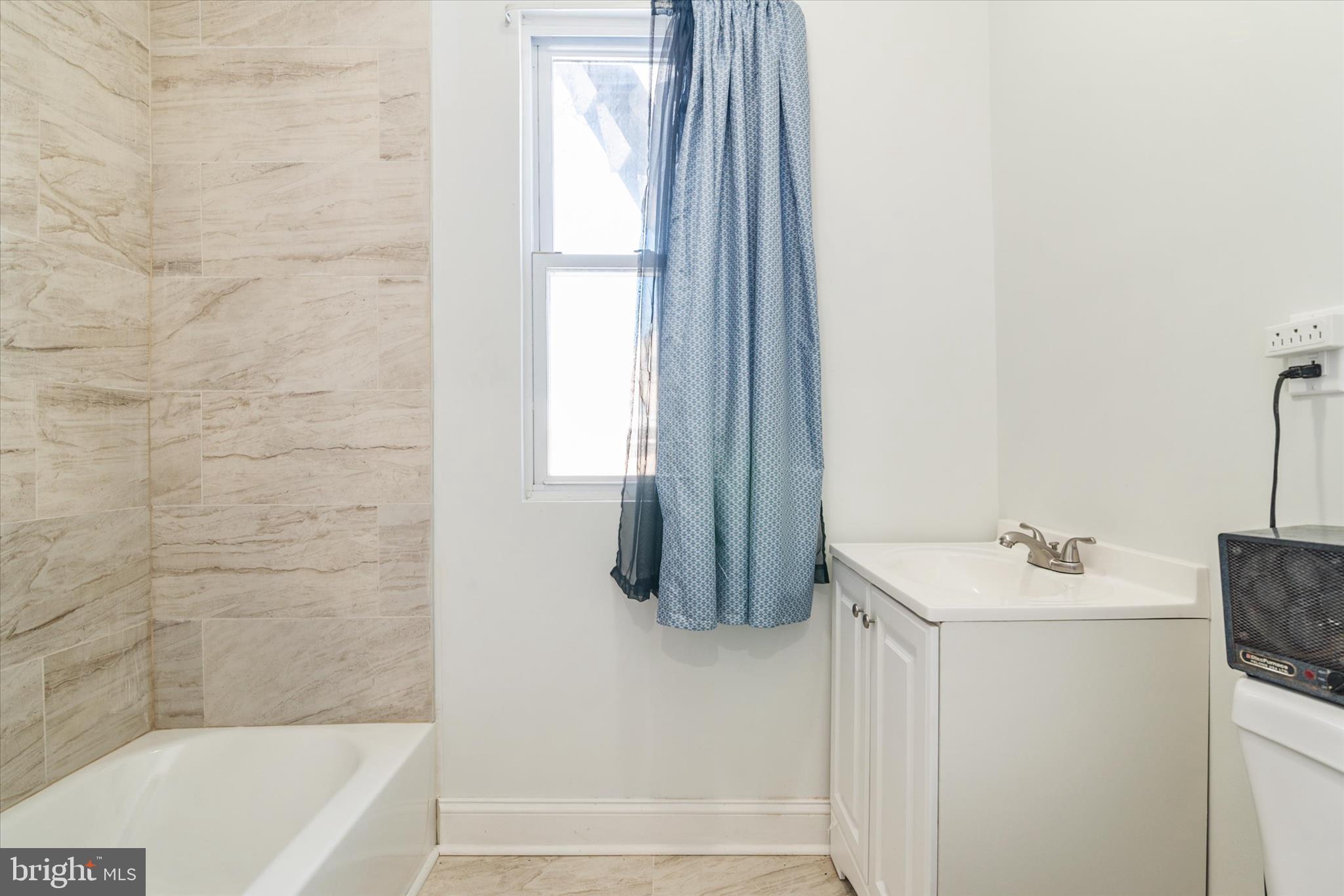 WEST ARLINGTON - Residential