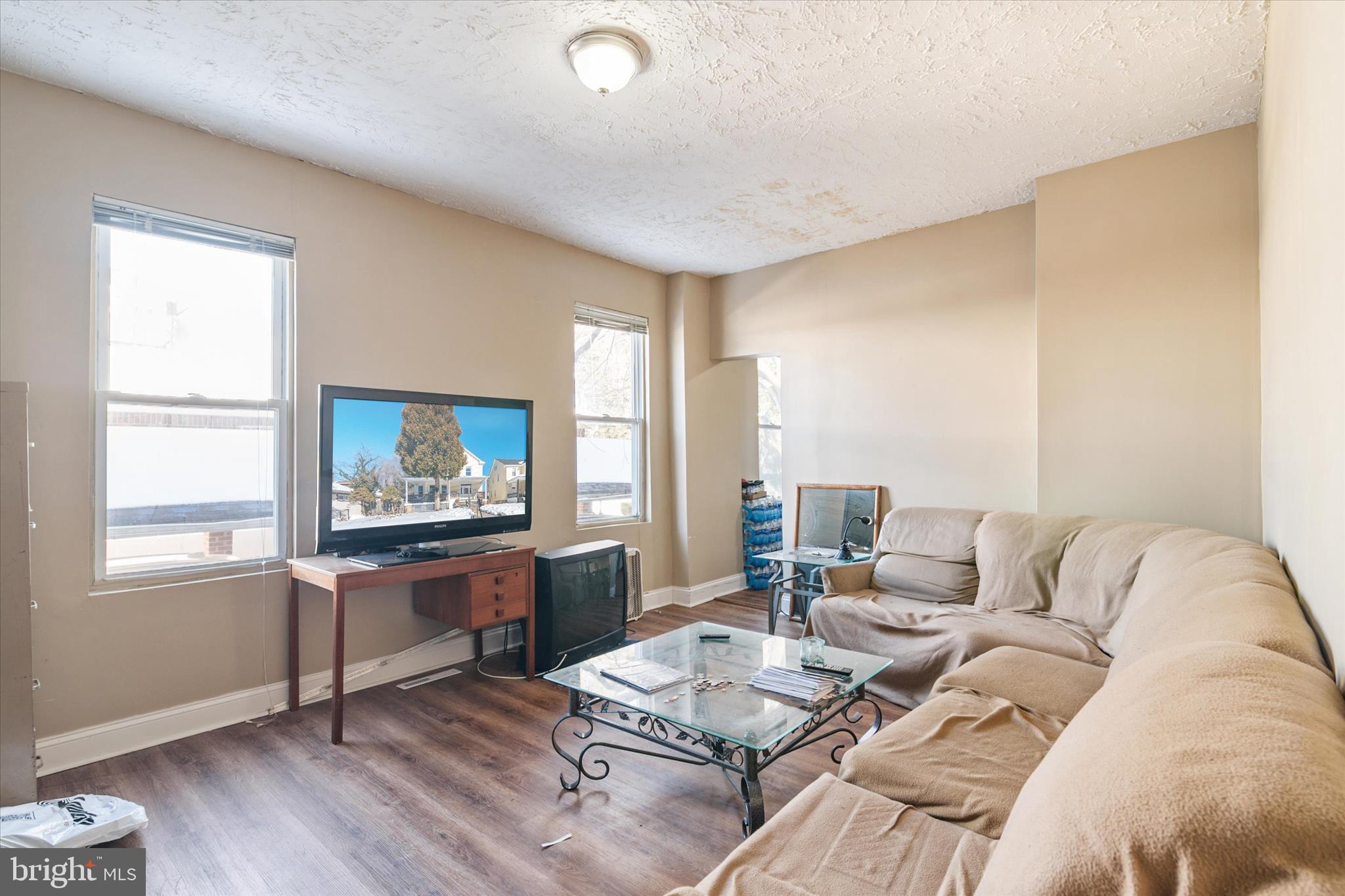 WEST ARLINGTON - Residential