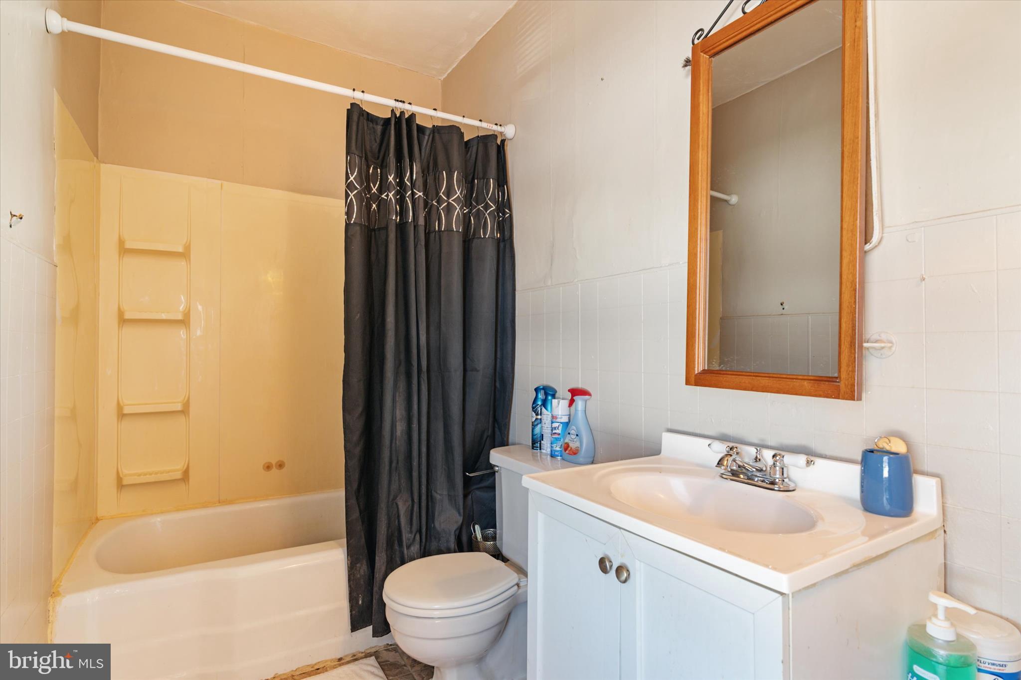 WEST ARLINGTON - Residential