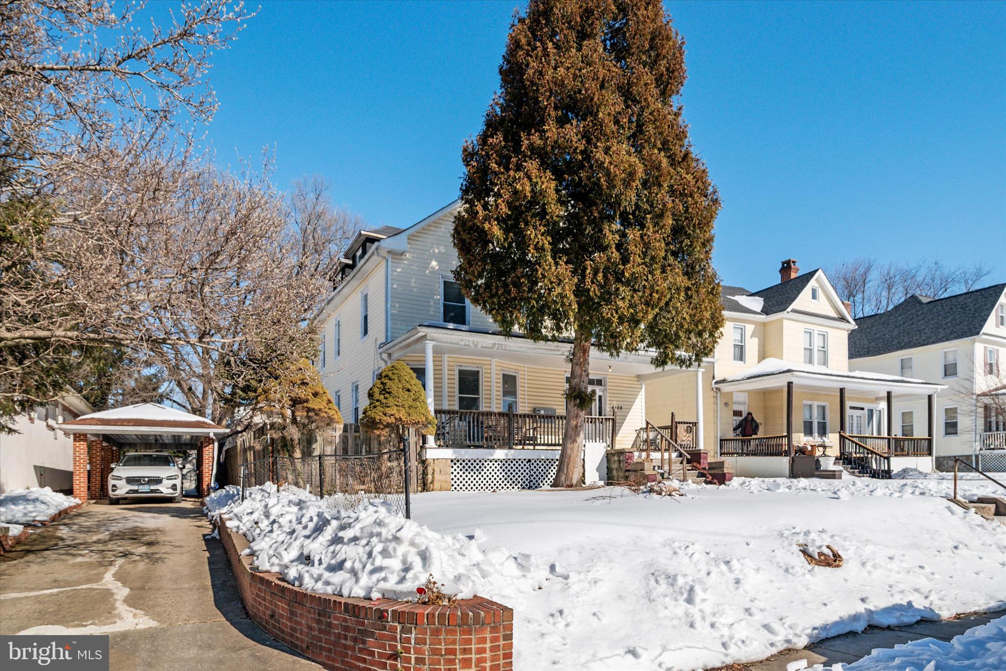 WEST ARLINGTON - Residential