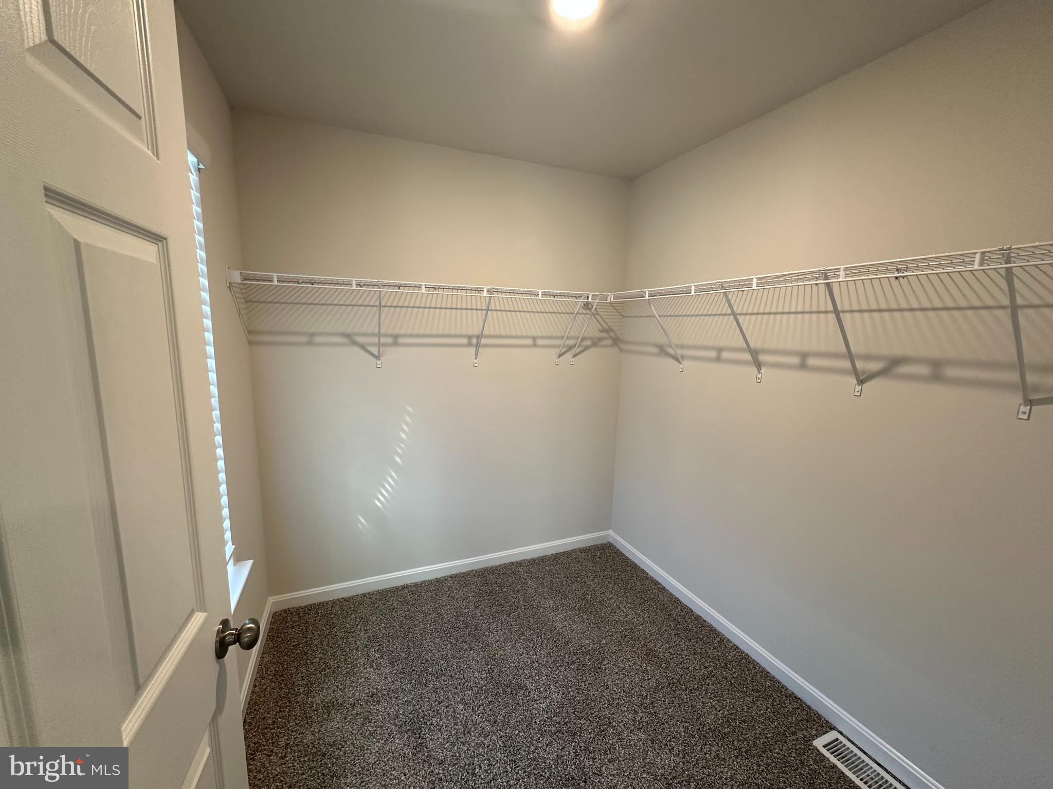 LURAY LANDING - Residential