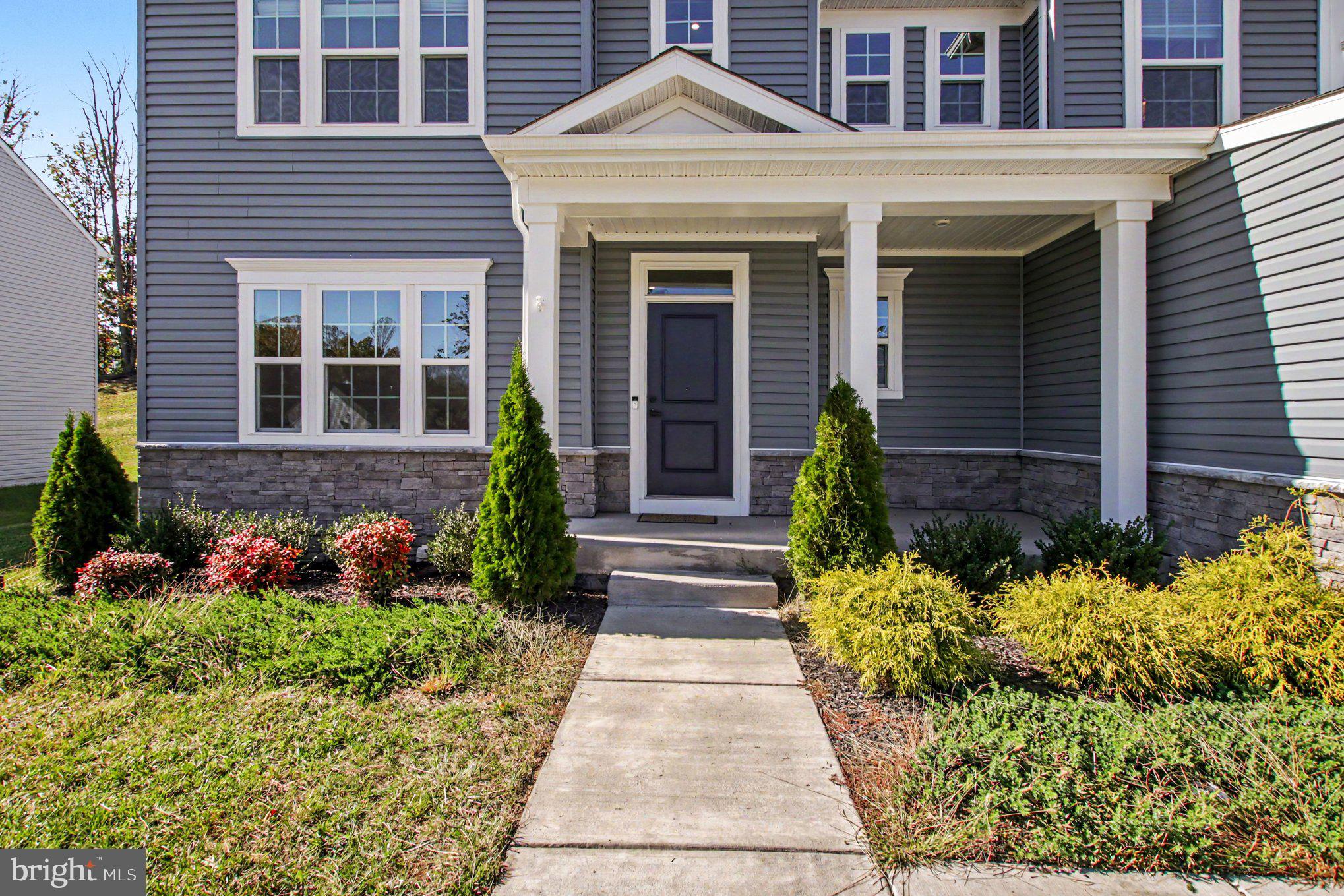 8804 ZOE COURT