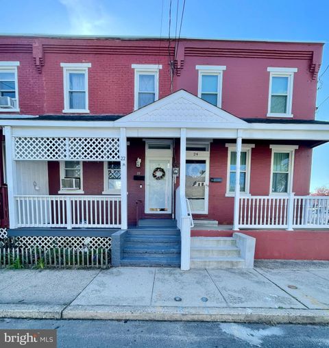 22 HARRISON STREET WOODBURY NJ 08096