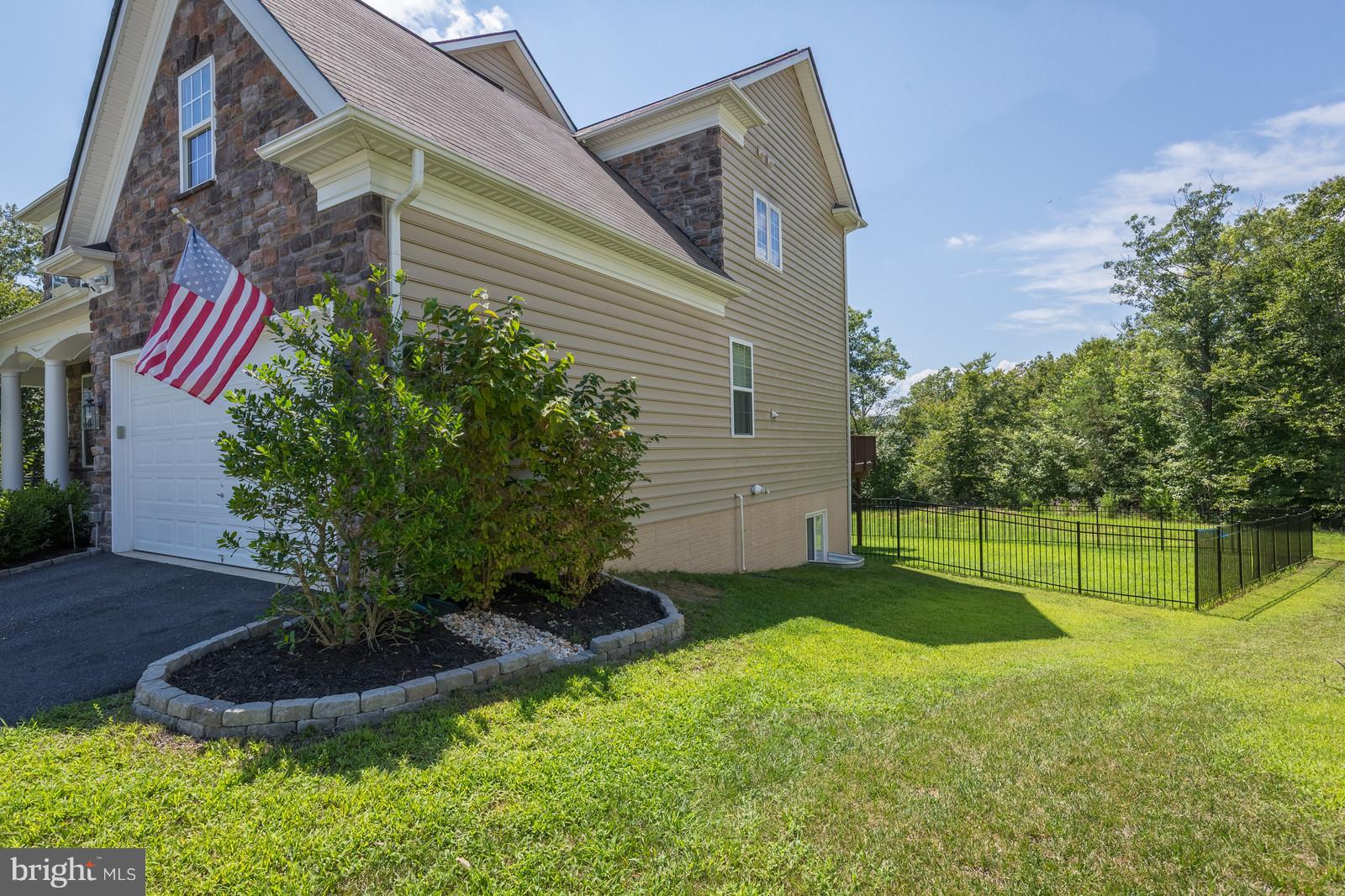 COLONIAL FORGE - Residential